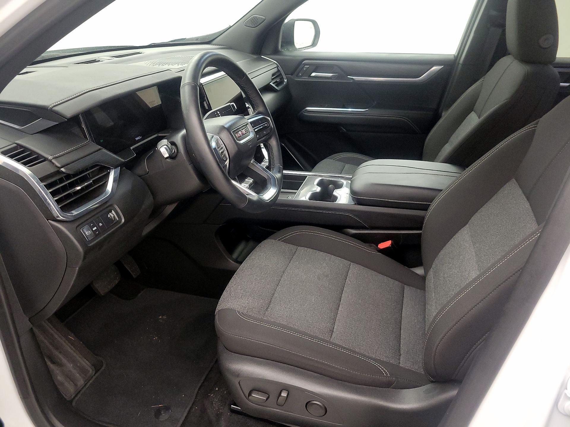 Thumbnail: 2025 GMC Acadia - 11