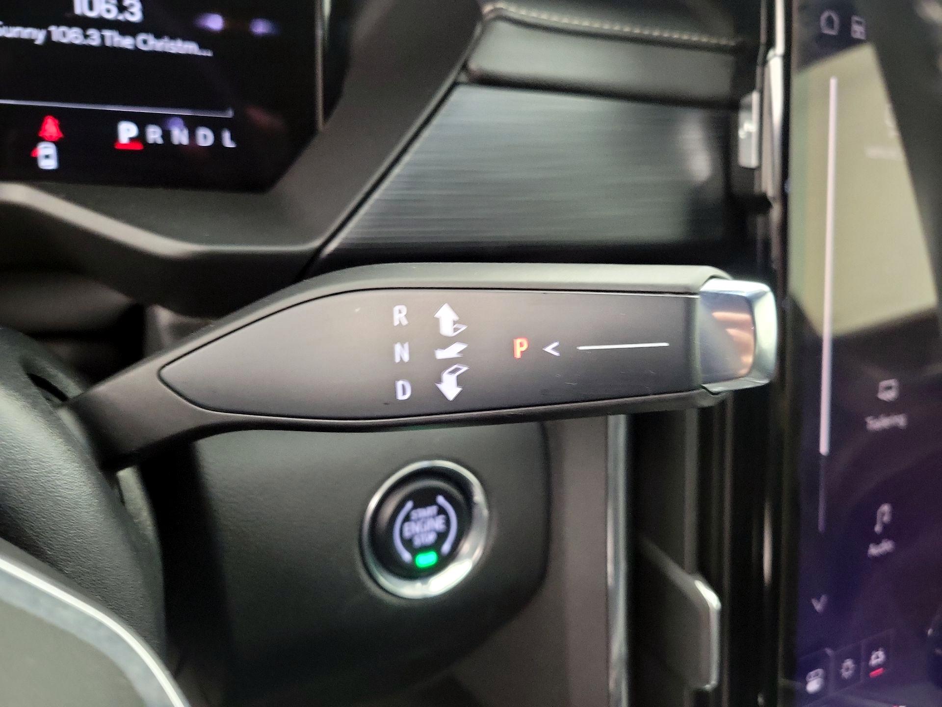 Thumbnail: 2025 GMC Acadia - 17