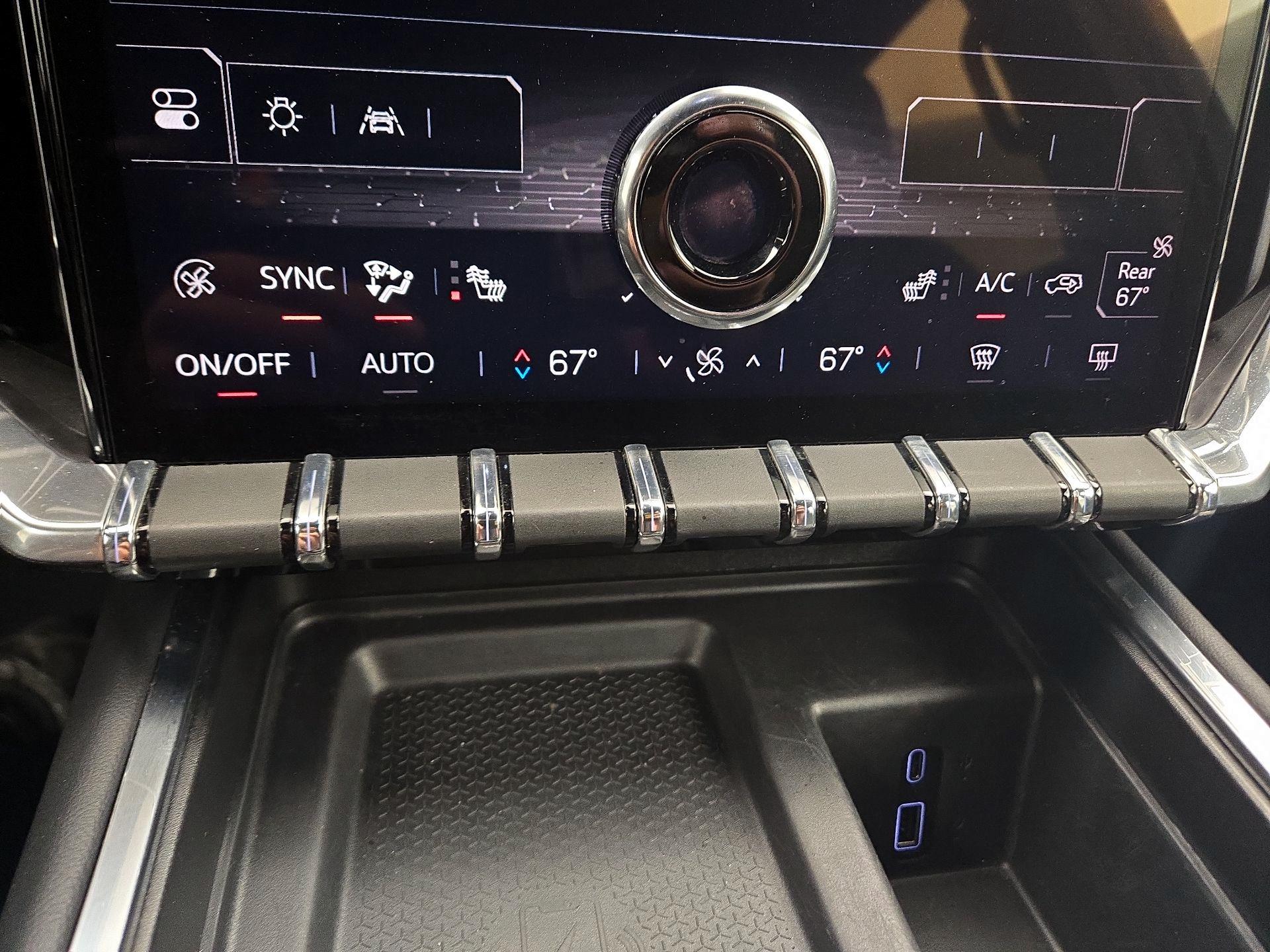 Thumbnail: 2025 GMC Acadia - 17