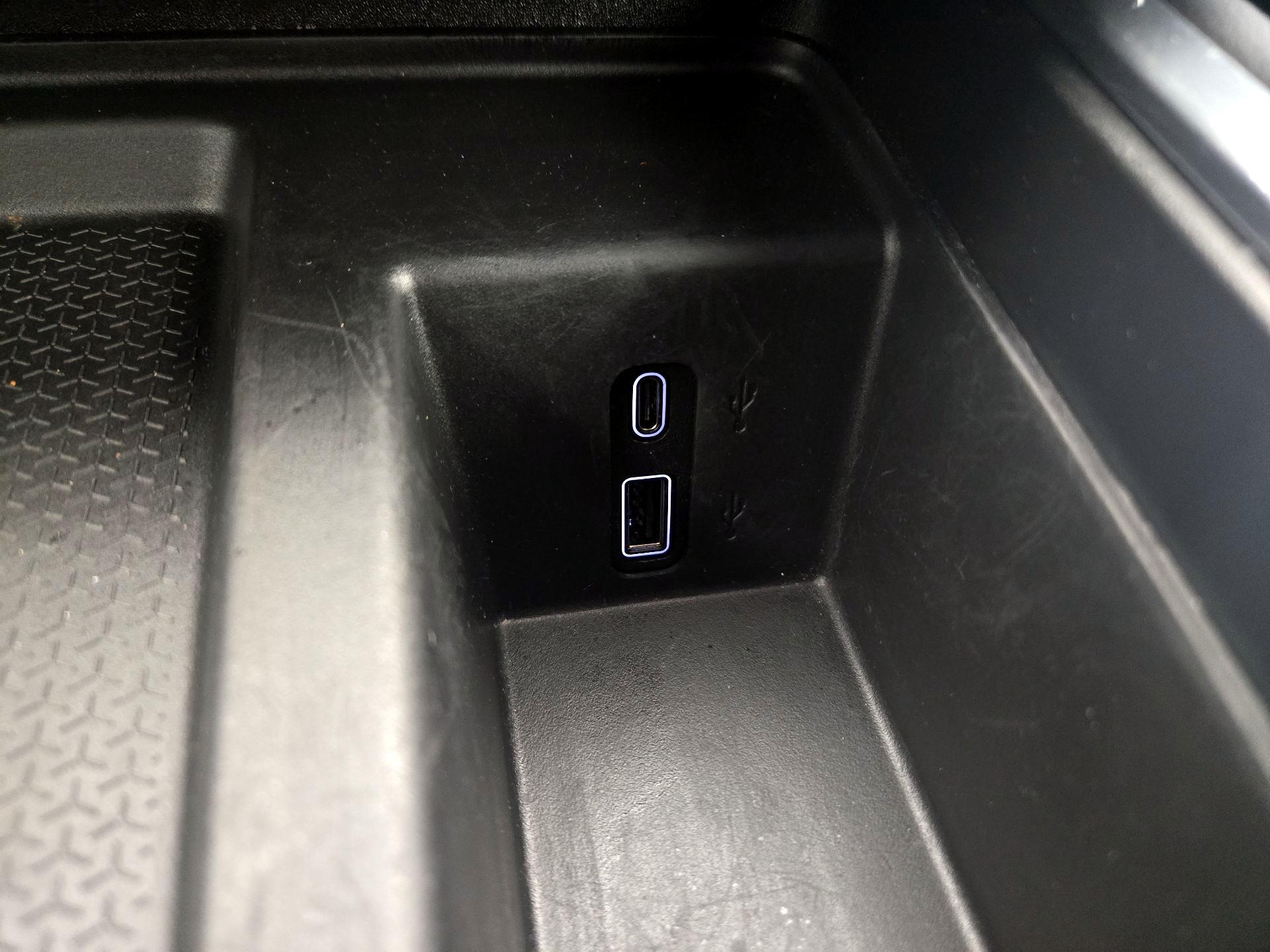 Thumbnail: 2025 GMC Acadia - 19