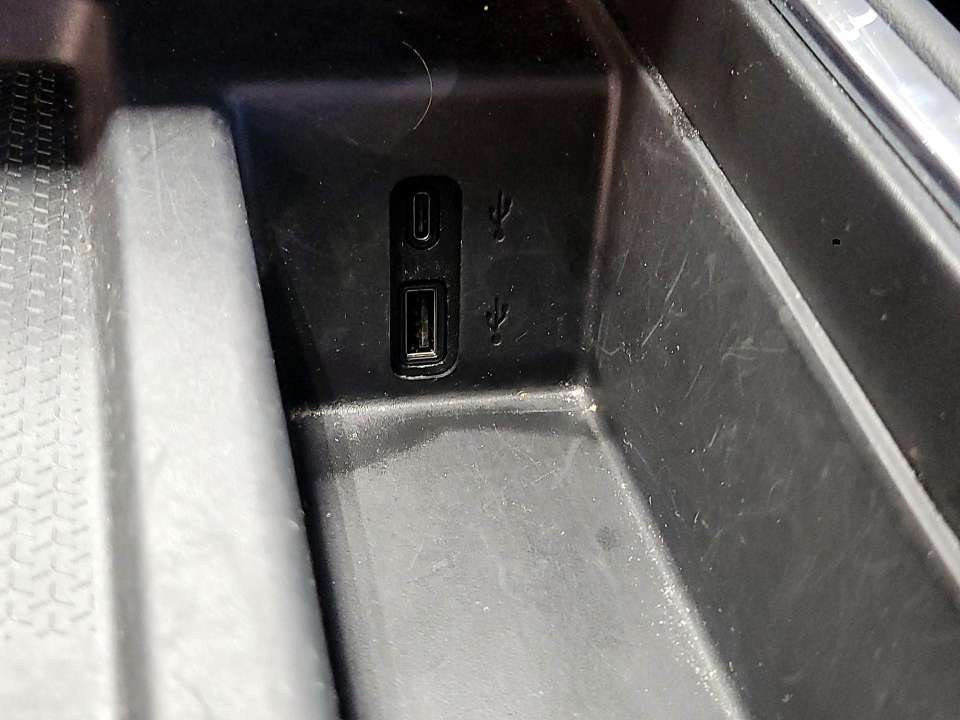 Thumbnail: 2025 GMC Acadia - 18