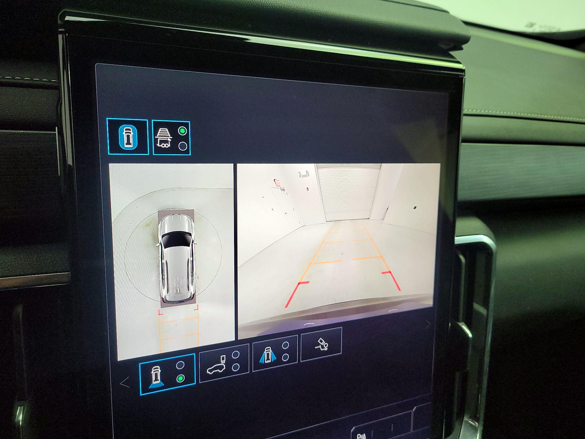 Thumbnail: 2025 GMC Acadia - 14