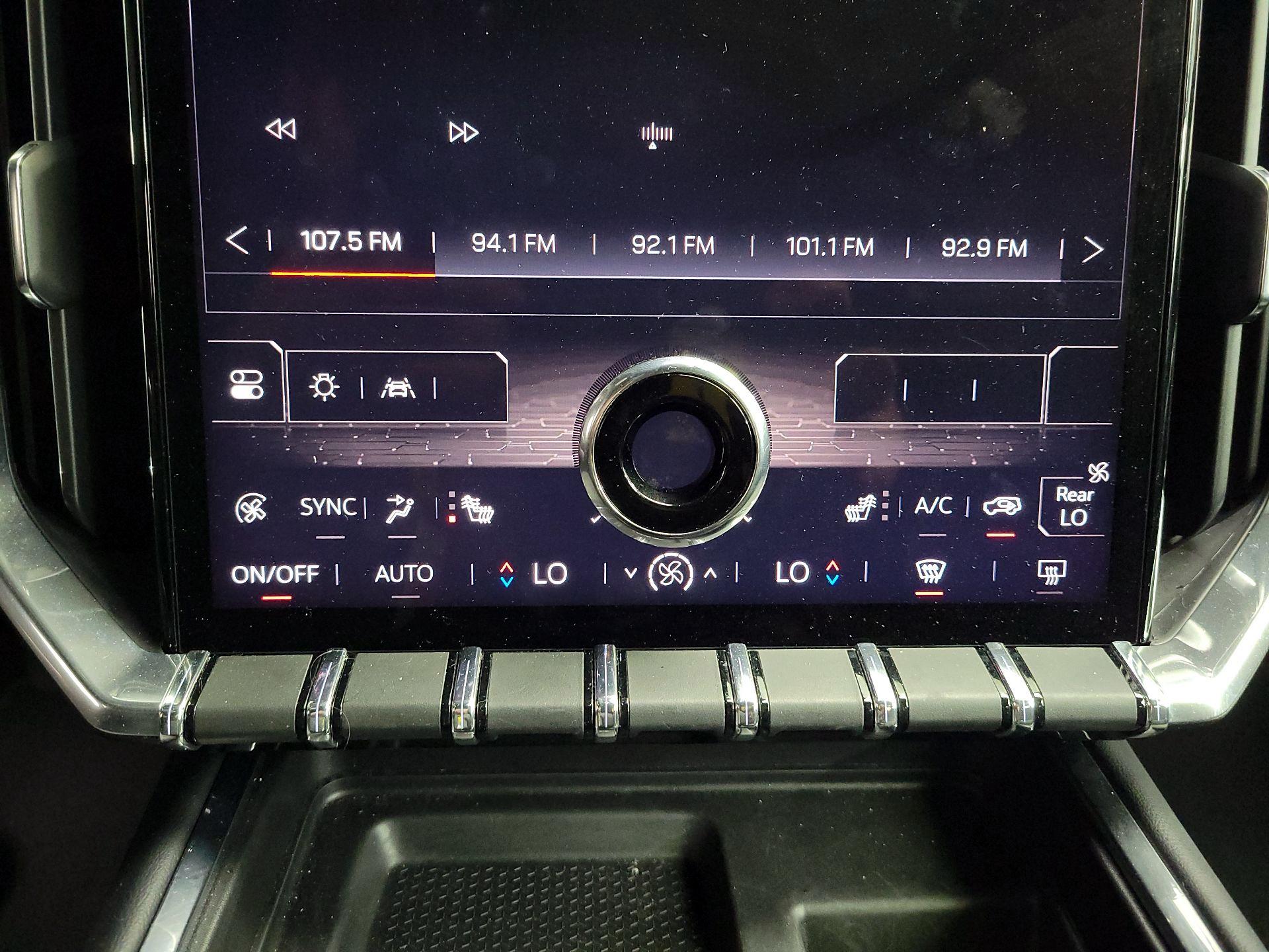 Thumbnail: 2025 GMC Acadia - 17