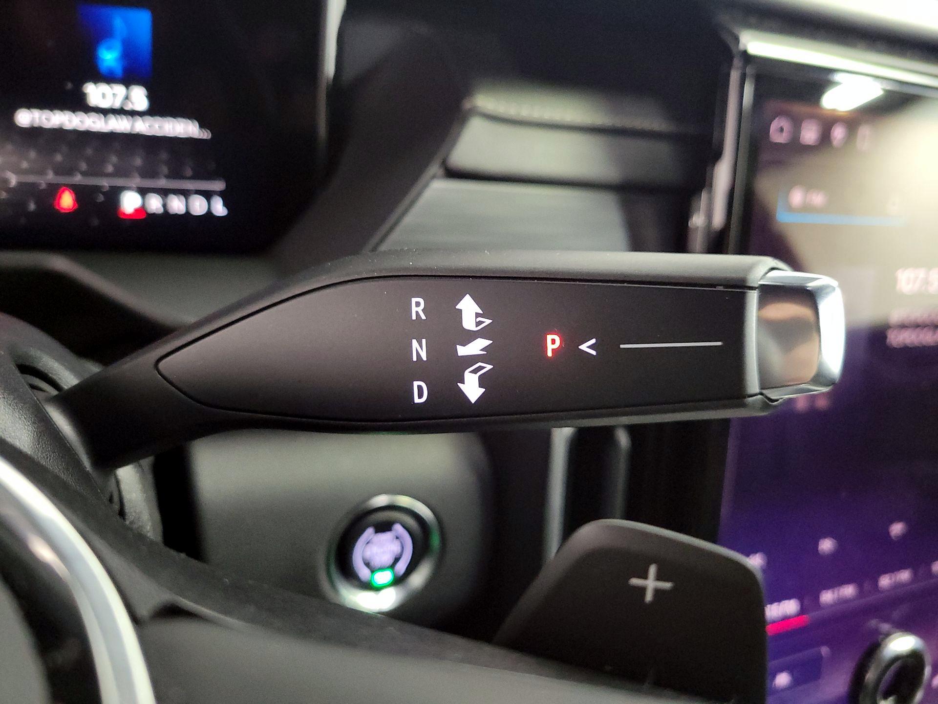 Thumbnail: 2025 GMC Acadia - 18