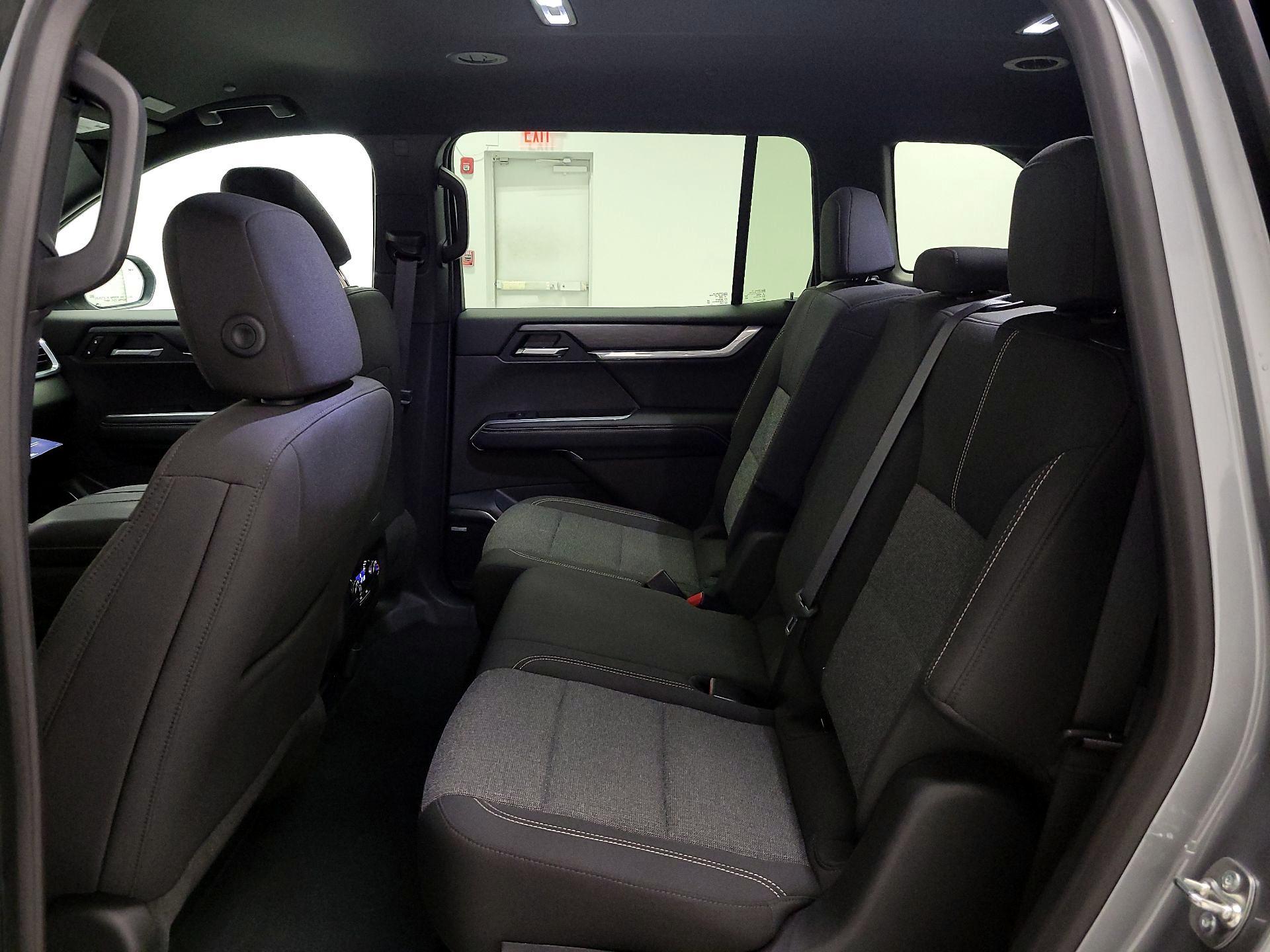 Thumbnail: 2025 GMC Acadia - 20