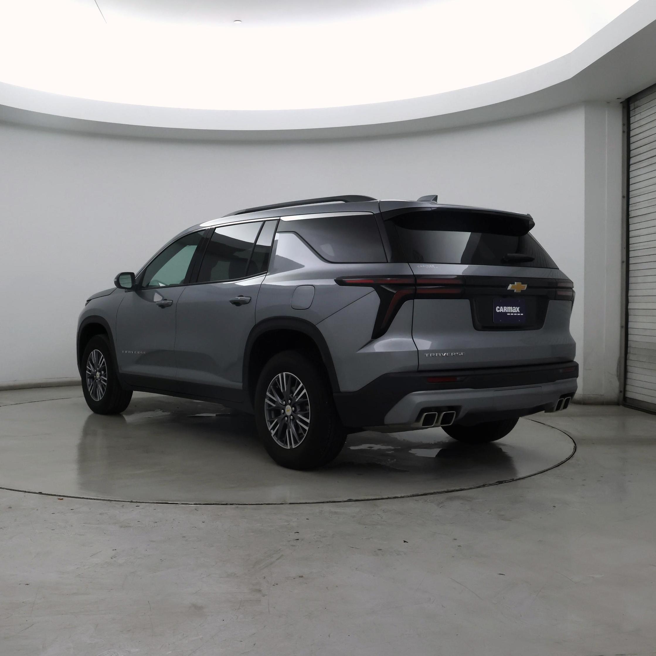 Thumbnail: 2025 Chevrolet Traverse - 2