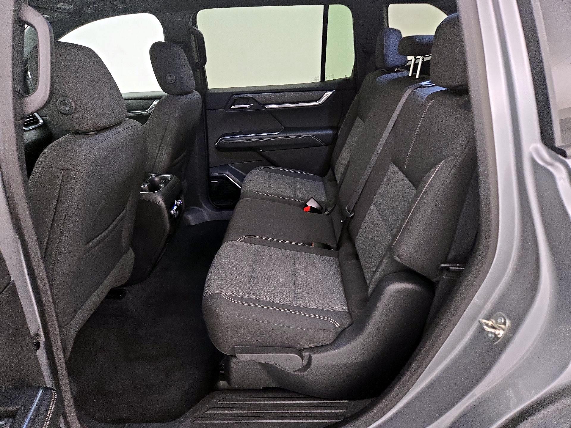 Thumbnail: 2025 GMC Acadia - 20