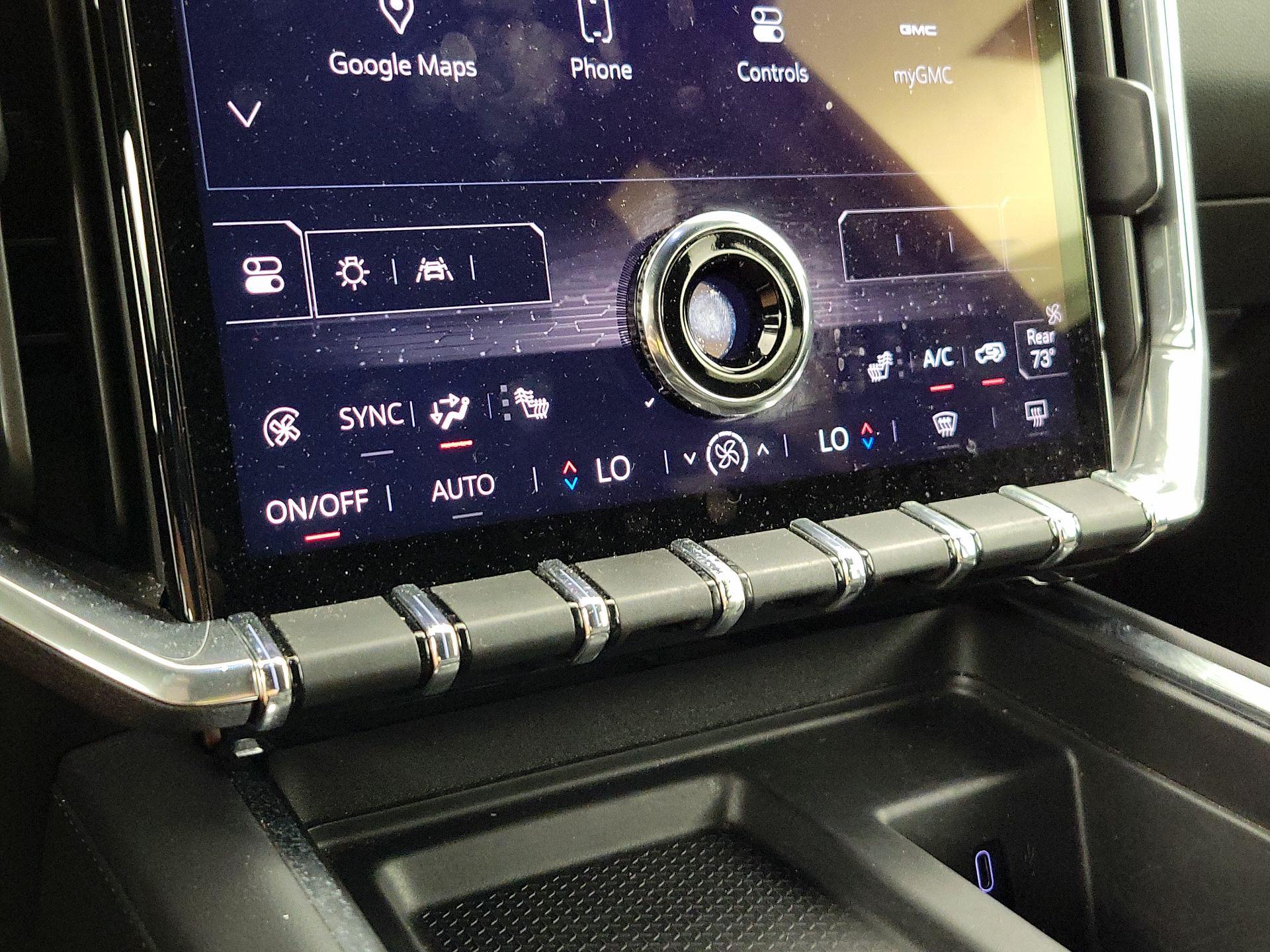 Thumbnail: 2025 GMC Acadia - 16