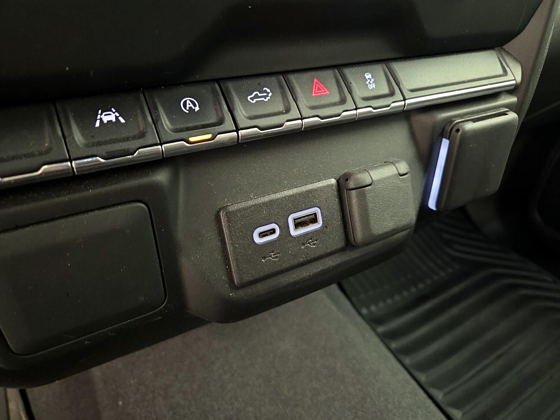 Thumbnail: 2023 Chevrolet Silverado 1500 - 18