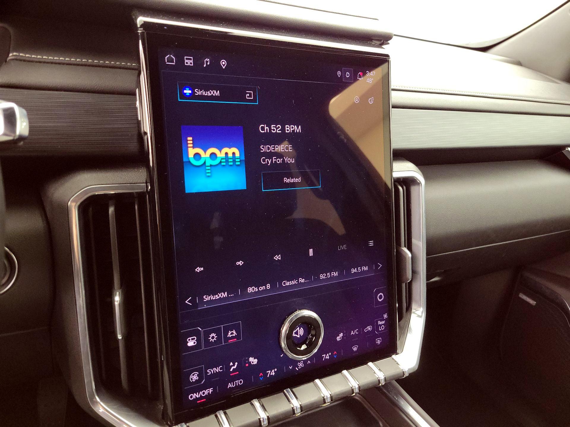 Thumbnail: 2025 GMC Acadia - 15