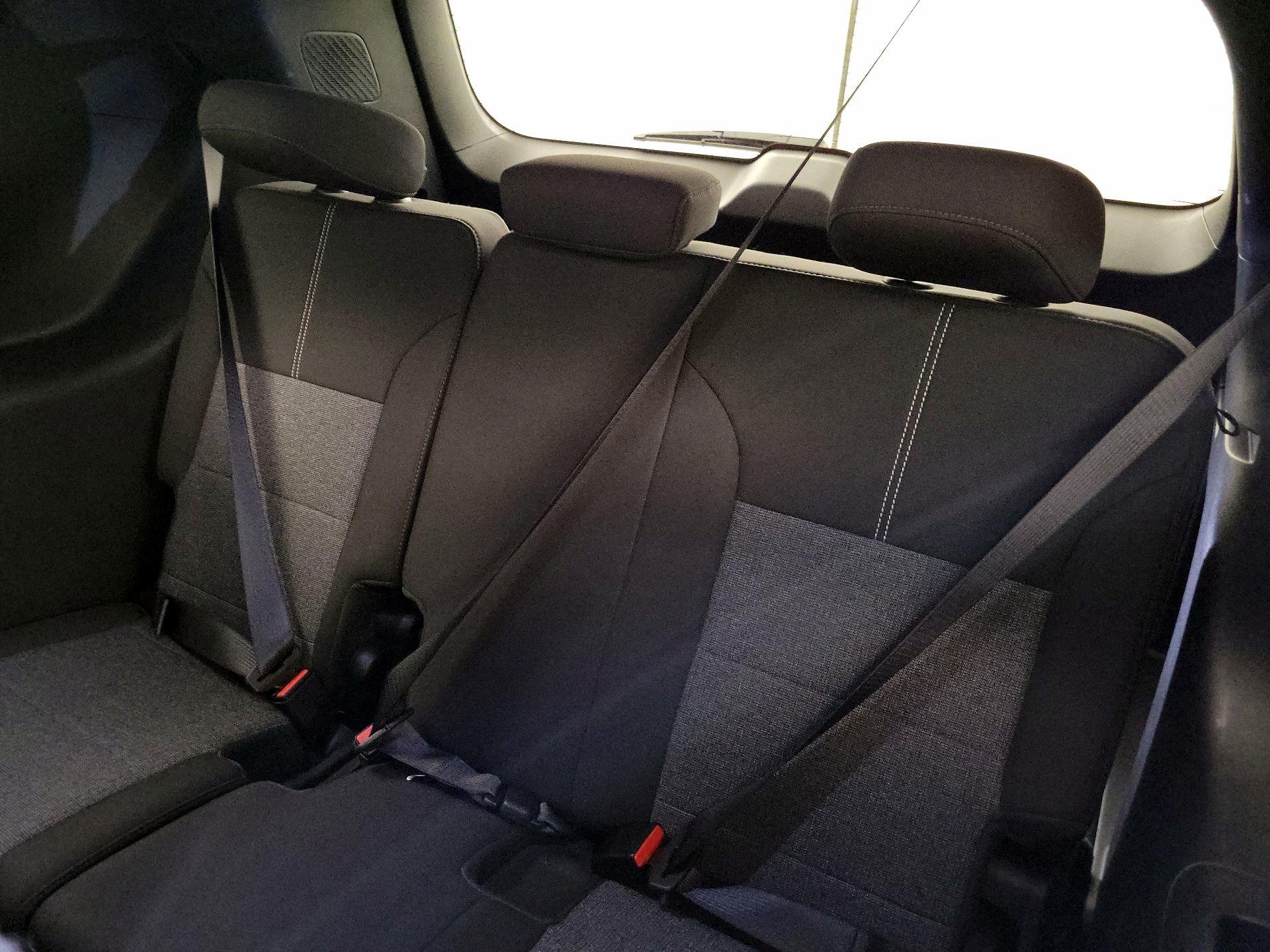 Thumbnail: 2025 GMC Acadia - 19