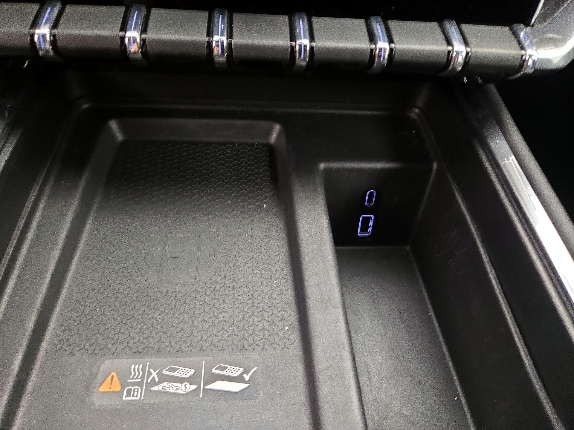 Thumbnail: 2025 GMC Acadia - 19