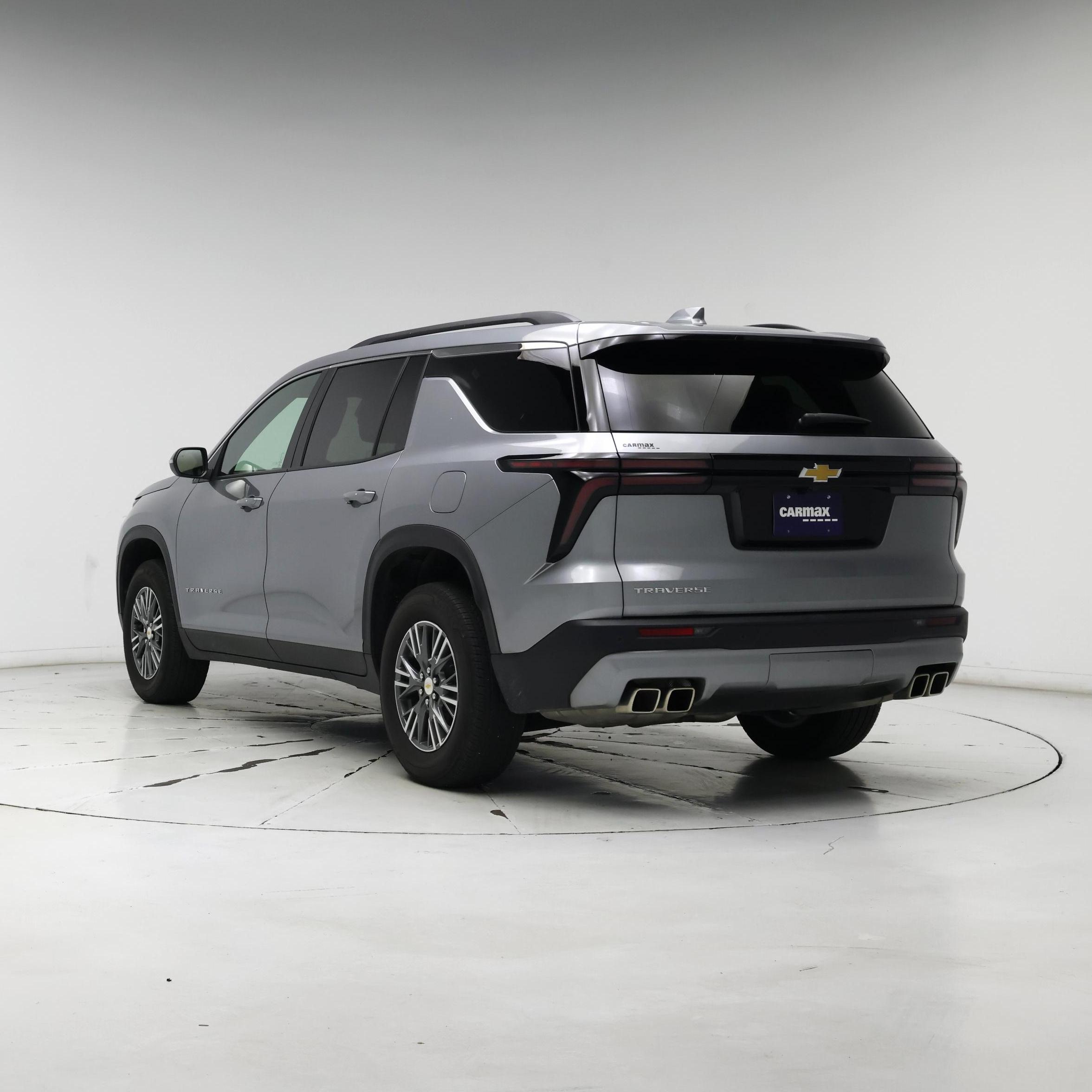 Thumbnail: 2025 Chevrolet Traverse - 2