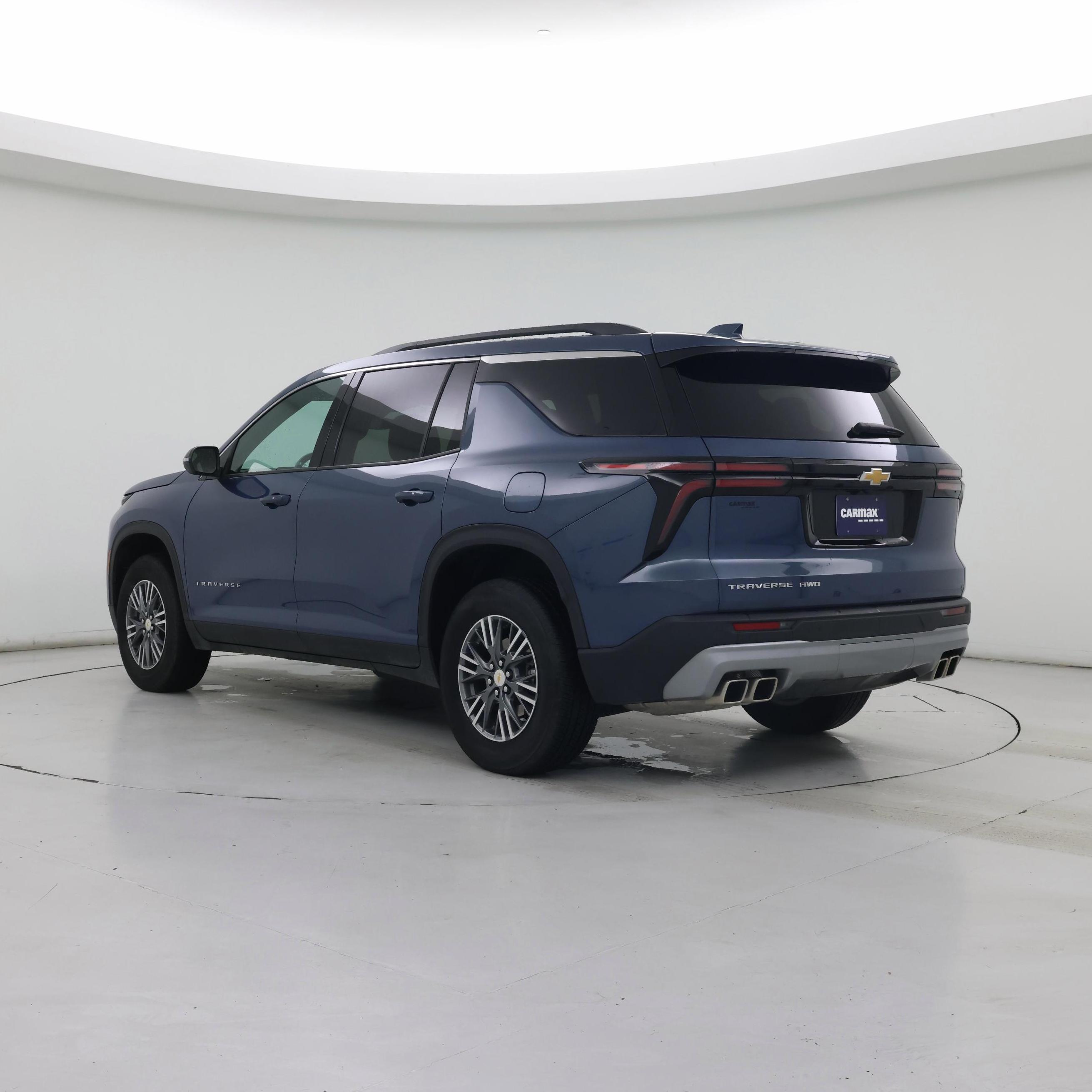 Thumbnail: 2025 Chevrolet Traverse - 2