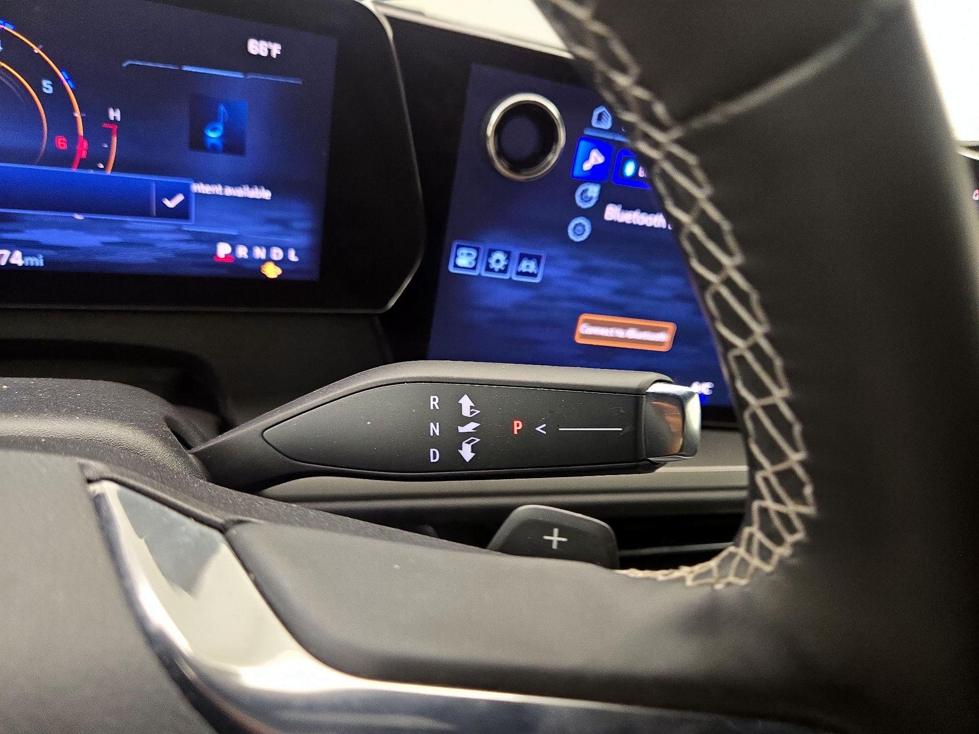 Thumbnail: 2025 Chevrolet Traverse - 17