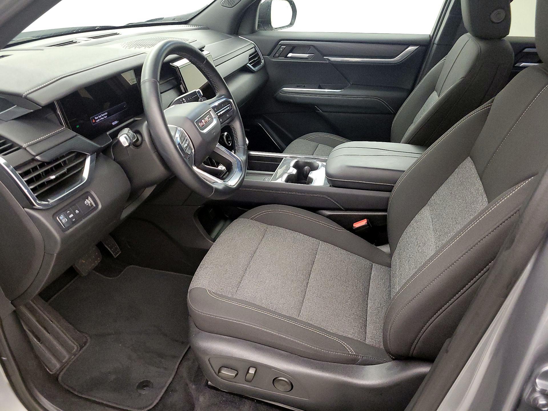 Thumbnail: 2025 GMC Acadia - 11