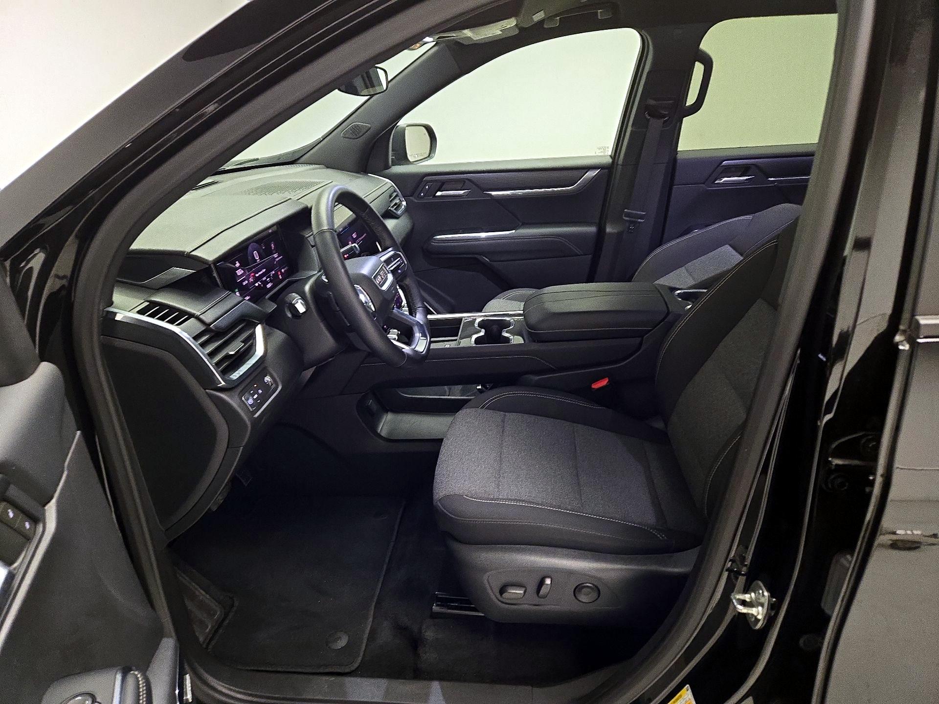 Thumbnail: 2025 GMC Acadia - 11