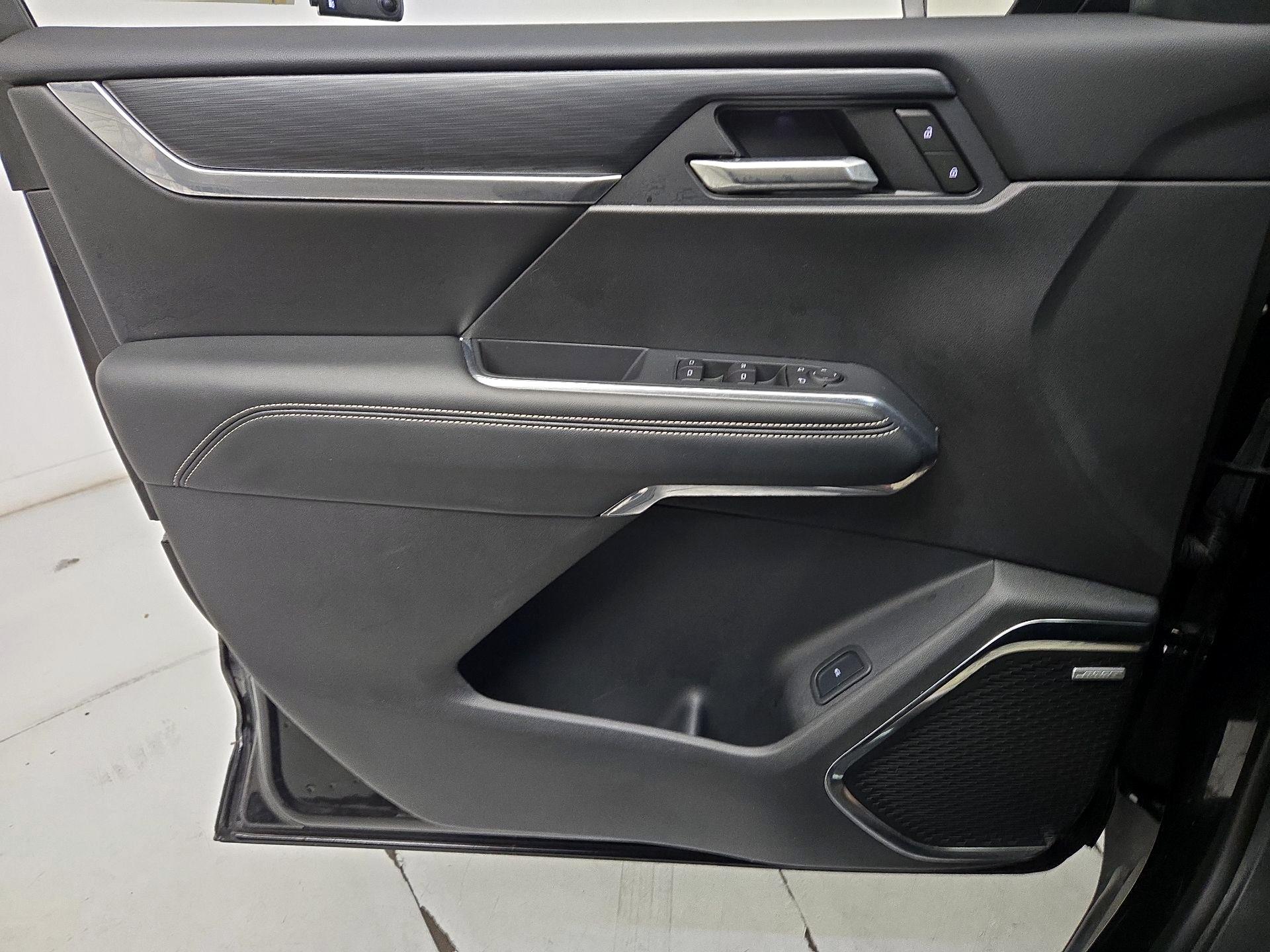 Thumbnail: 2025 GMC Acadia - 12