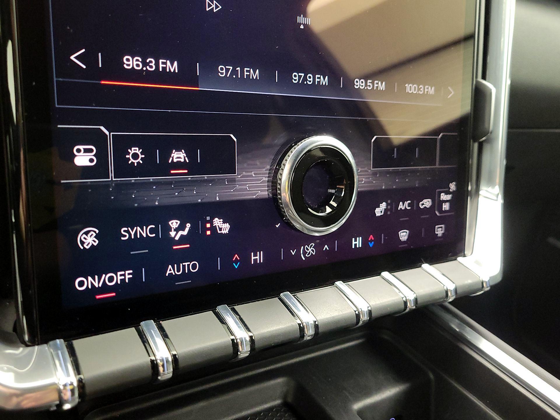 Thumbnail: 2025 GMC Acadia - 16