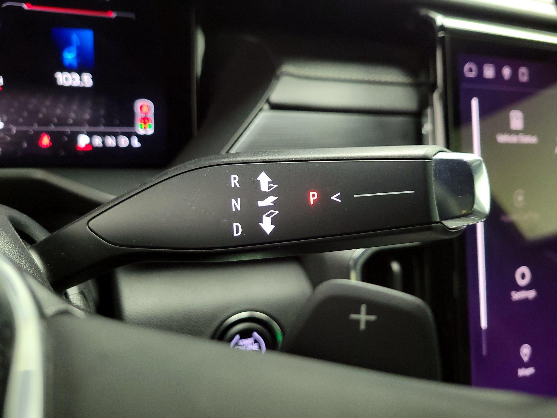 Thumbnail: 2025 GMC Acadia - 16