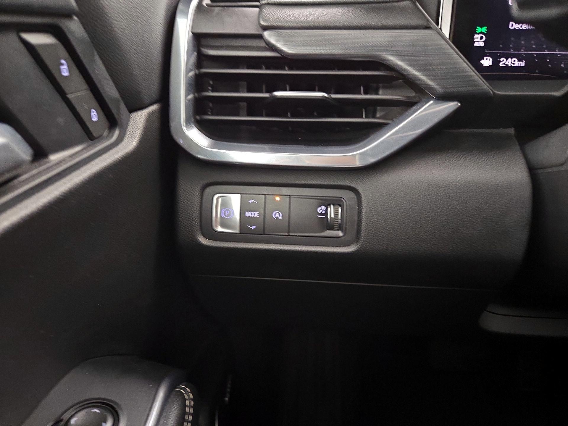 Thumbnail: 2025 GMC Acadia - 13