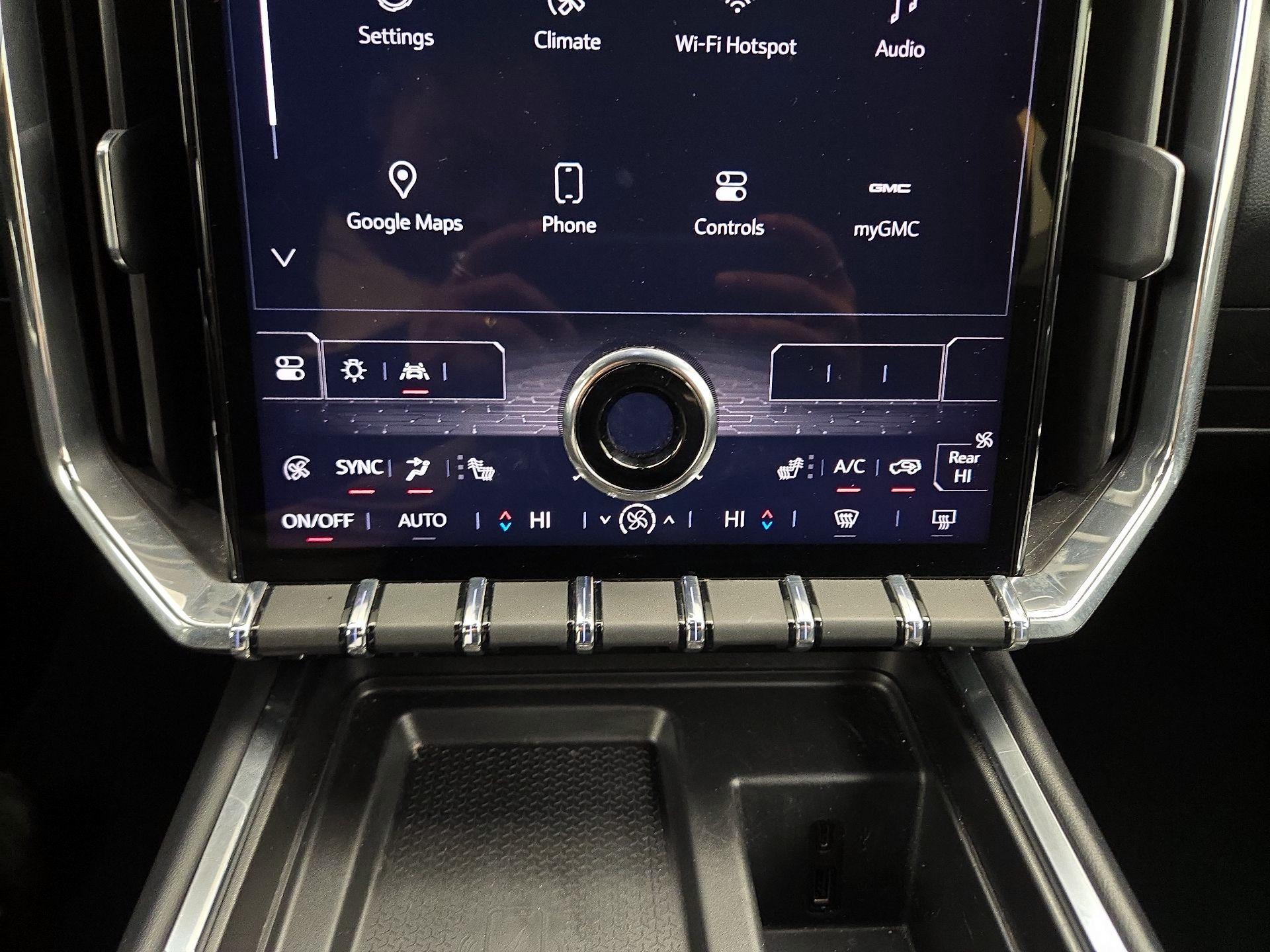 Thumbnail: 2025 GMC Acadia - 17