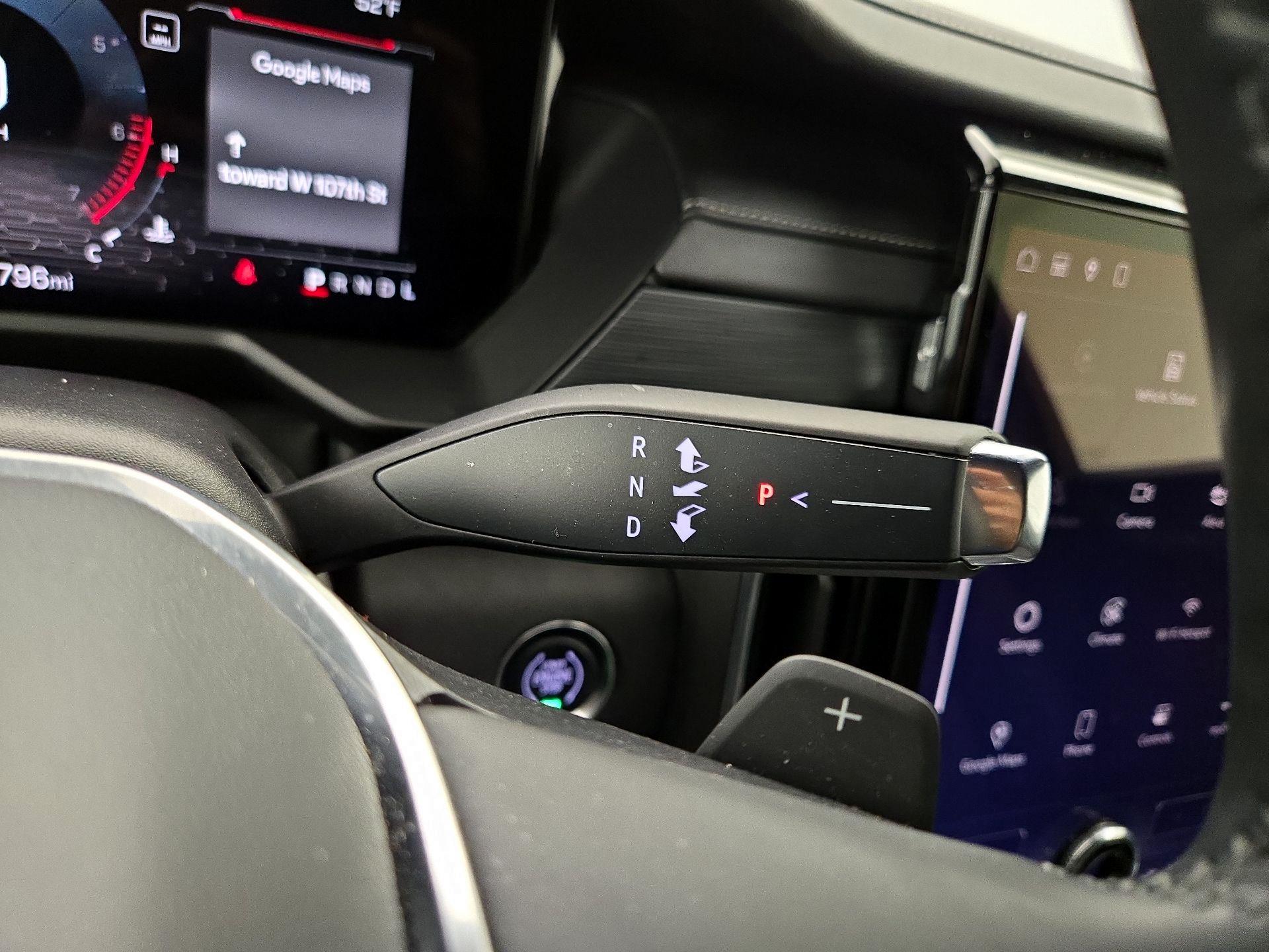 Thumbnail: 2025 GMC Acadia - 18