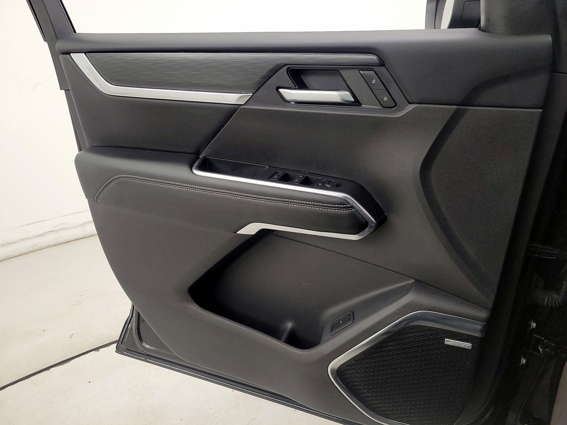 Thumbnail: 2025 GMC Acadia - 12