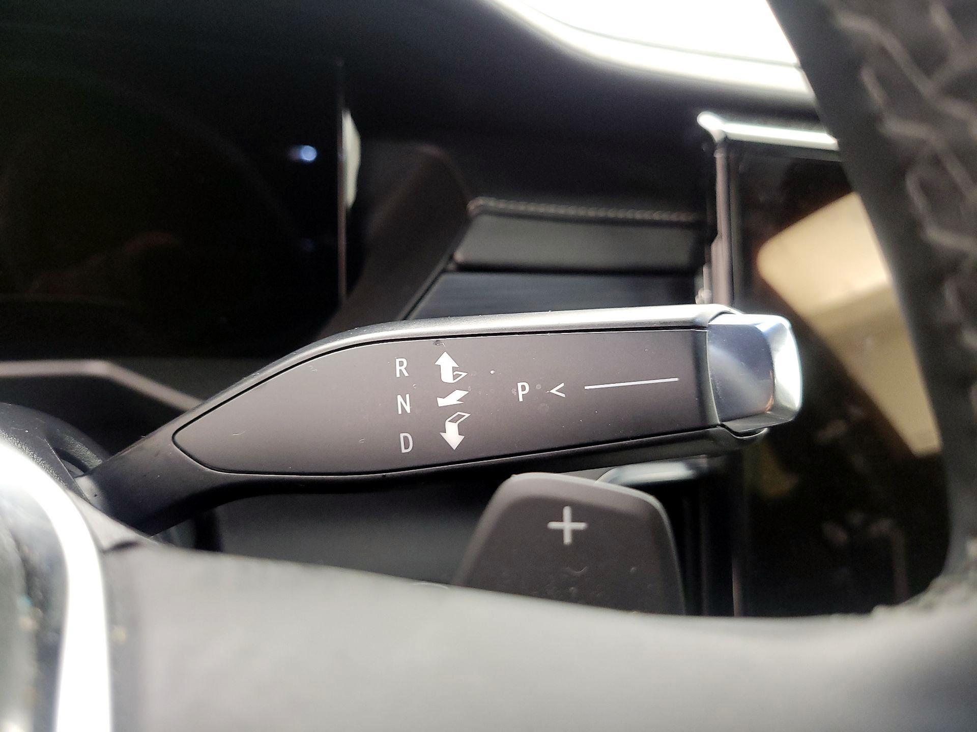 Thumbnail: 2025 GMC Acadia - 17