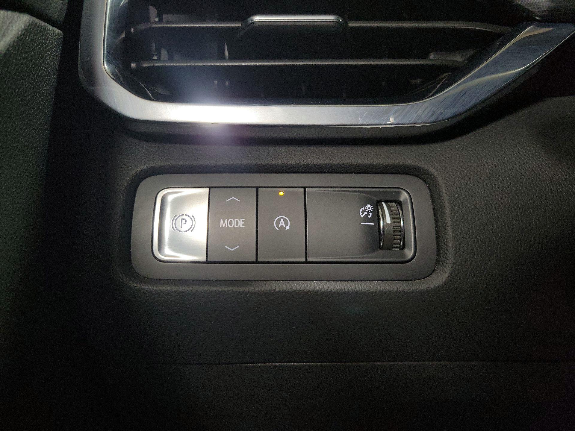 Thumbnail: 2025 GMC Acadia - 13