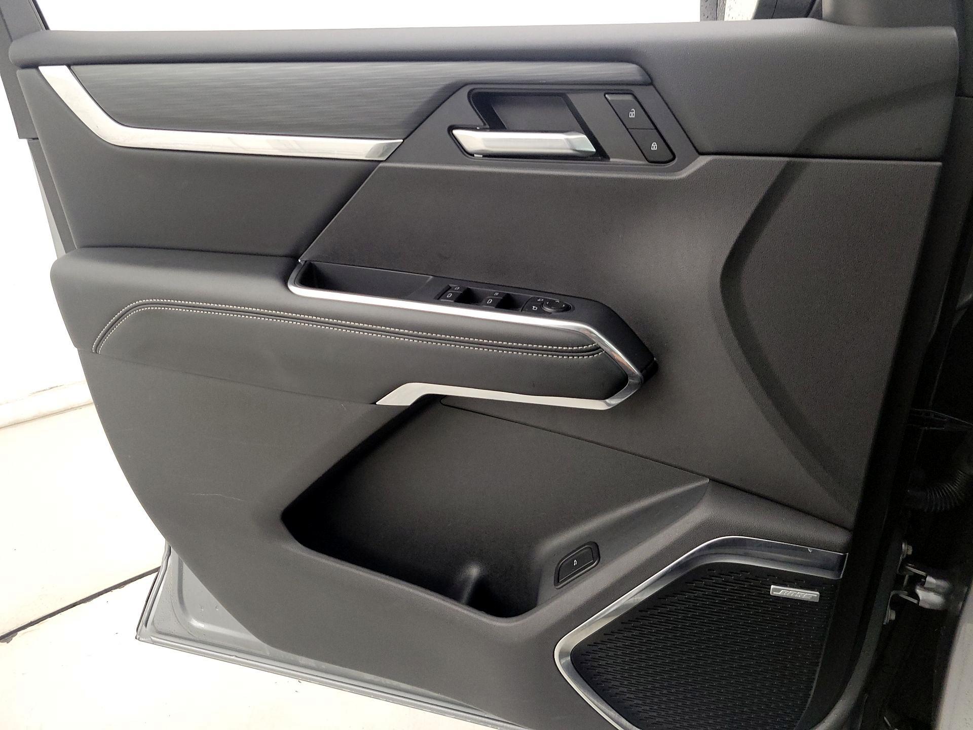 Thumbnail: 2025 GMC Acadia - 12