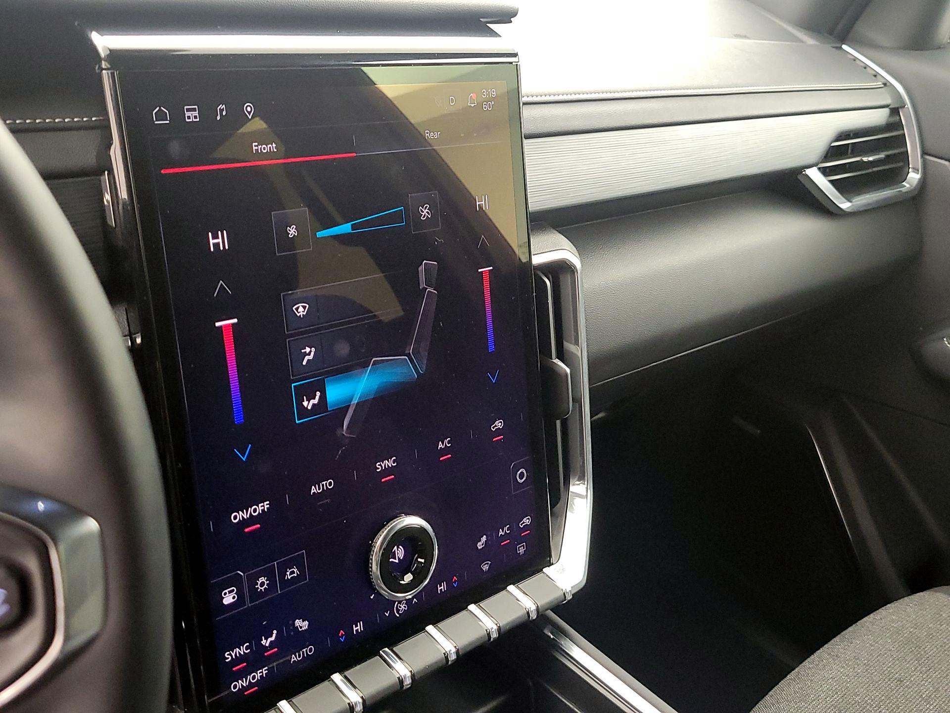 Thumbnail: 2025 GMC Acadia - 16