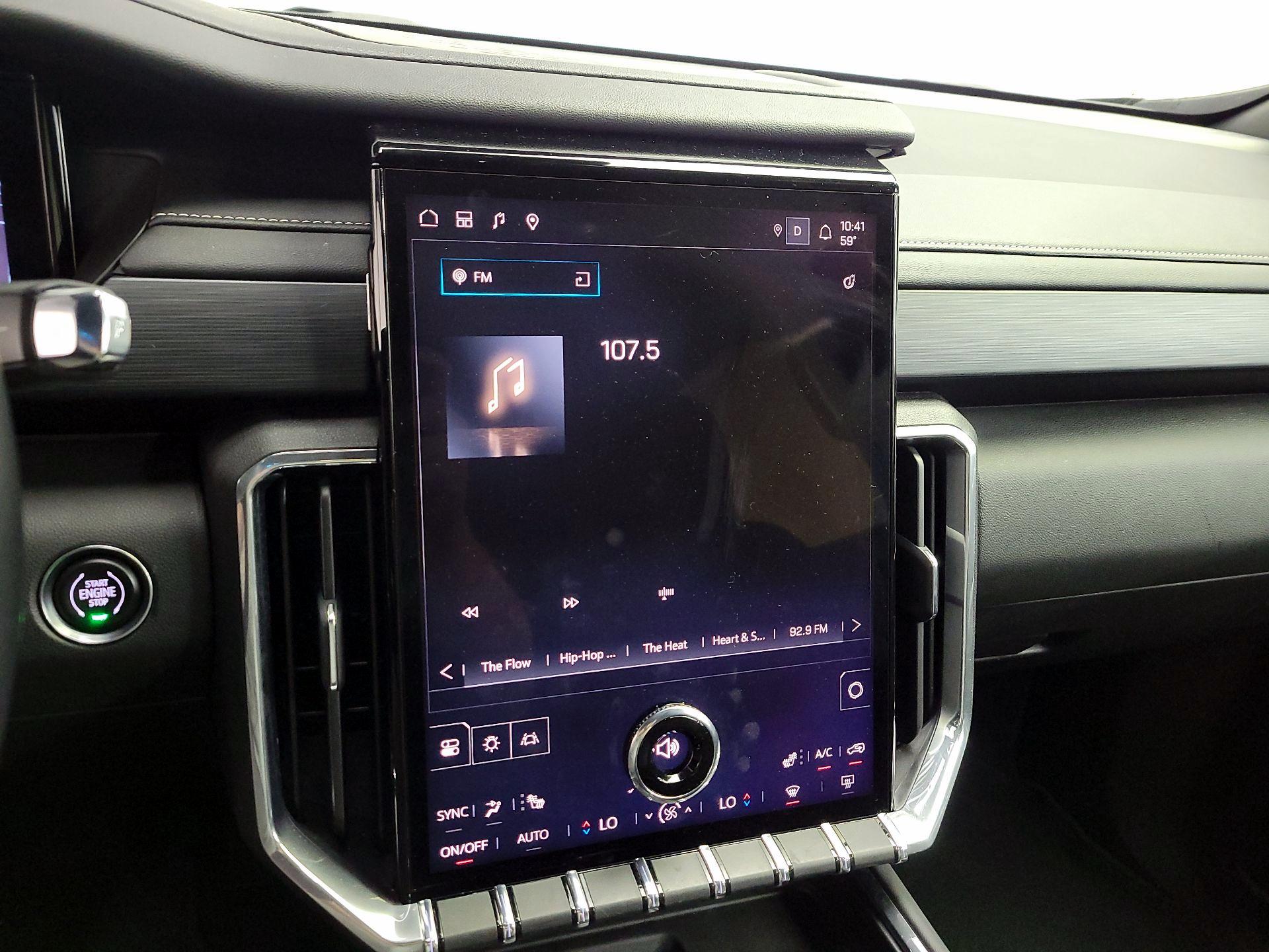 Thumbnail: 2025 GMC Acadia - 16