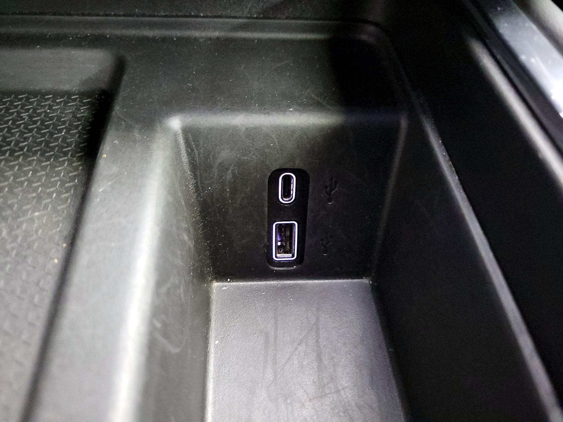 Thumbnail: 2025 GMC Acadia - 19