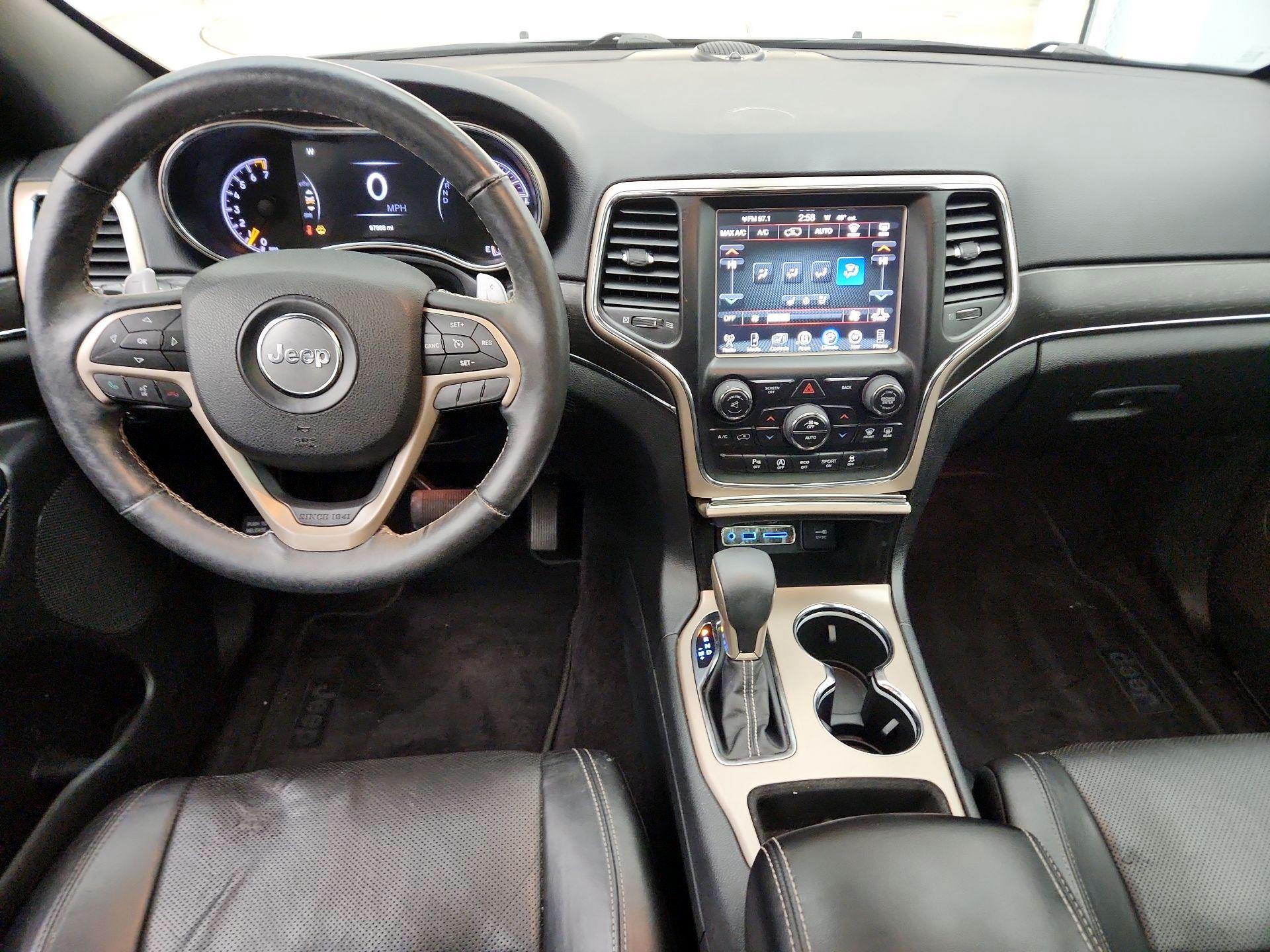 Thumbnail: 2017 Jeep Grand Cherokee - 9