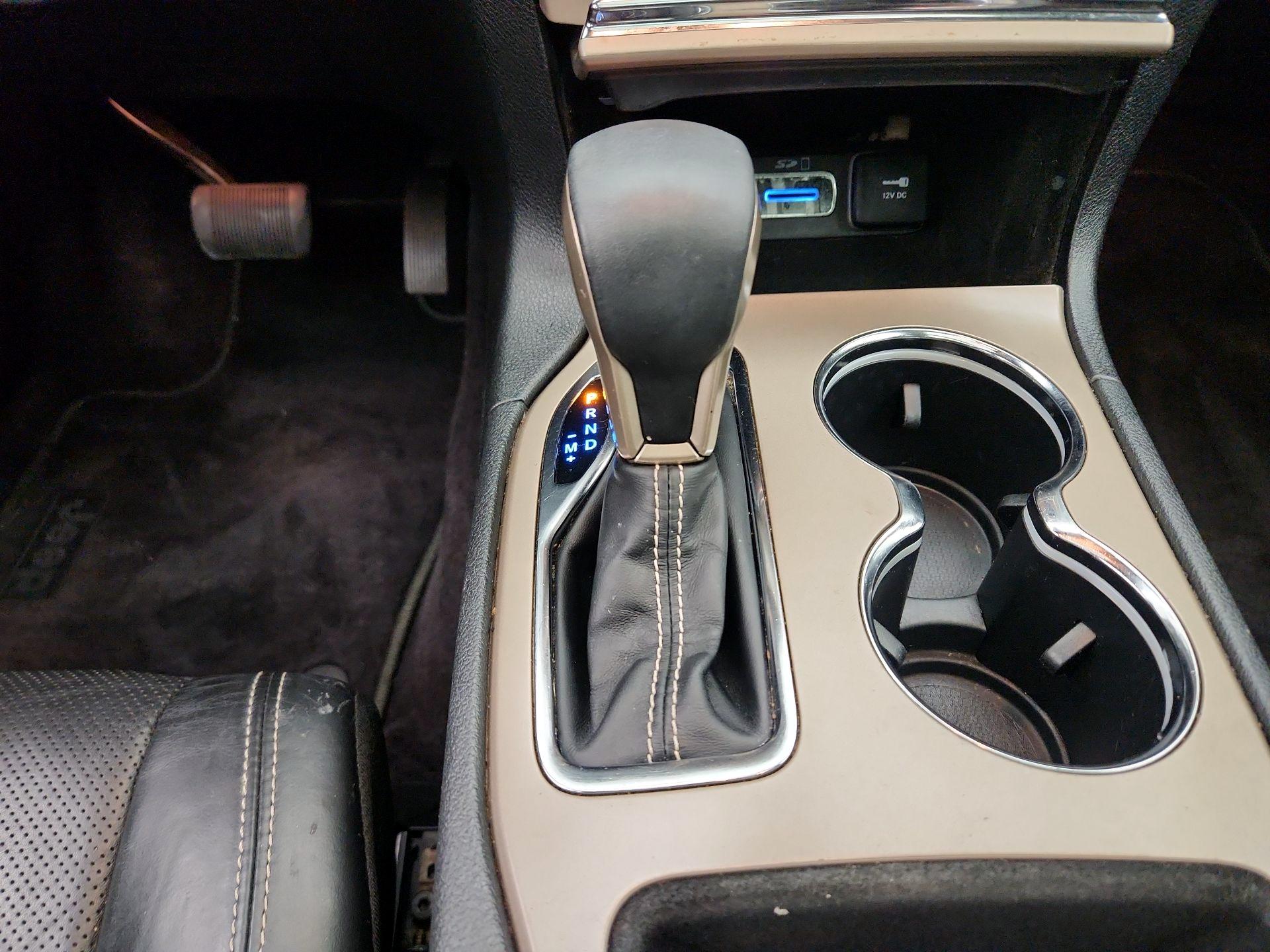 Thumbnail: 2017 Jeep Grand Cherokee - 18