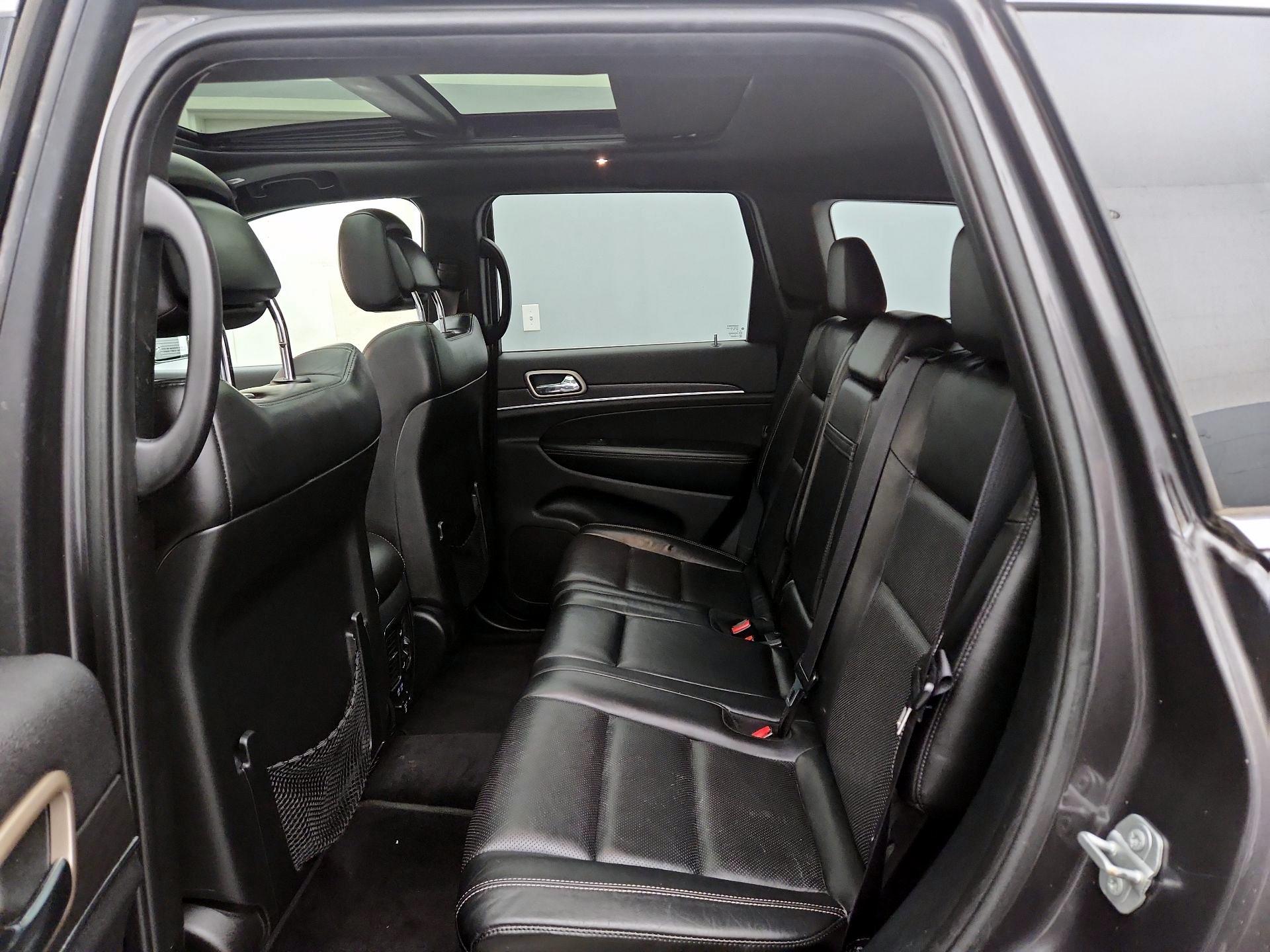 Thumbnail: 2017 Jeep Grand Cherokee - 20