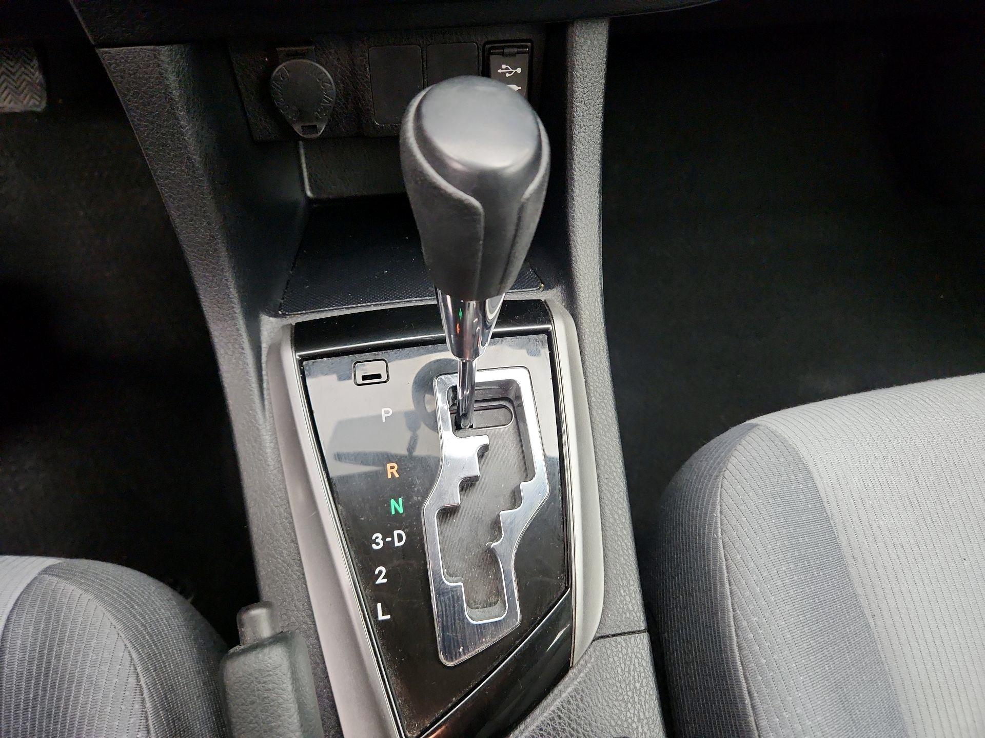 Thumbnail: 2016 Toyota Corolla - 16