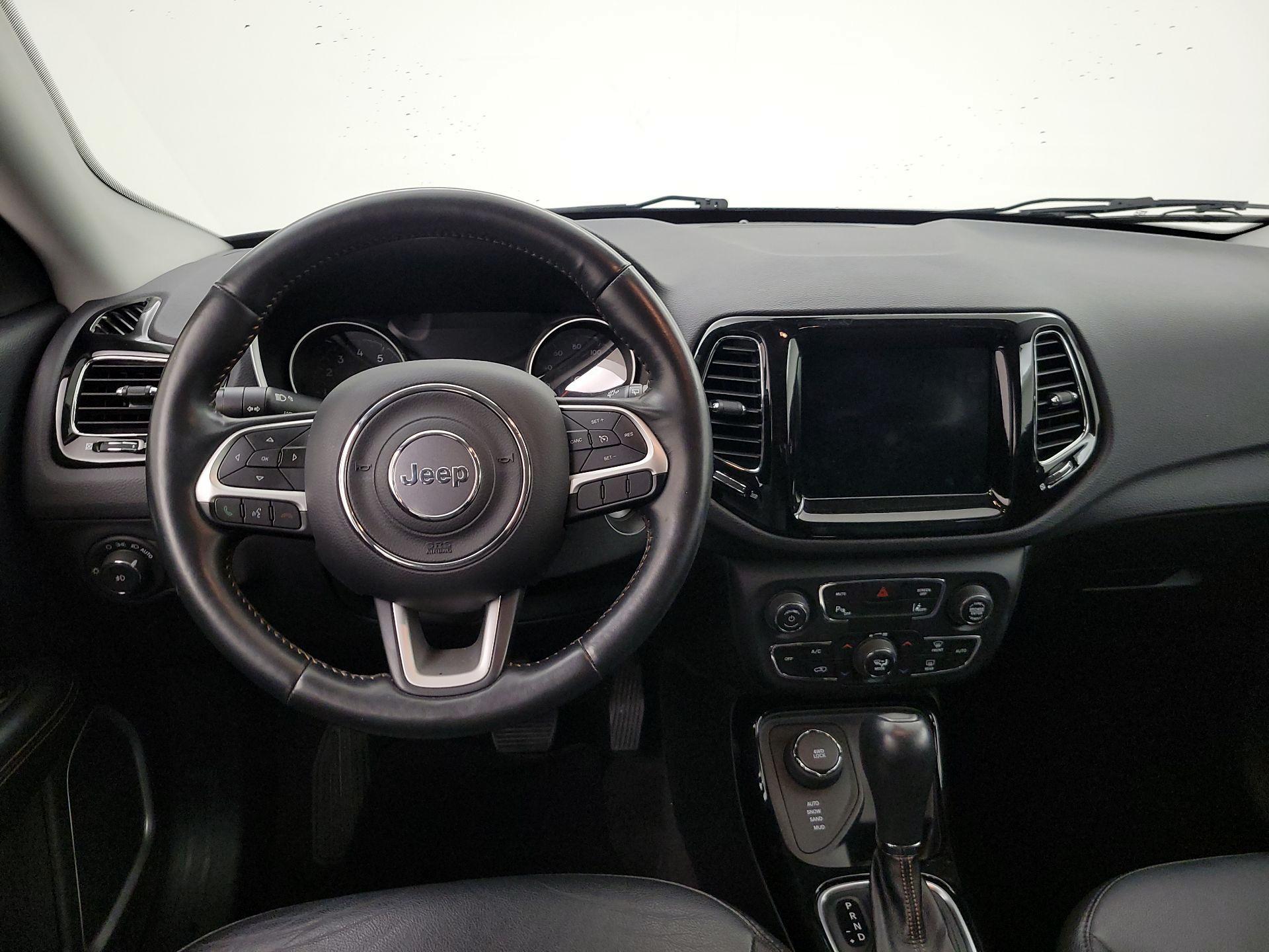 Thumbnail: 2018 Jeep Compass - 10