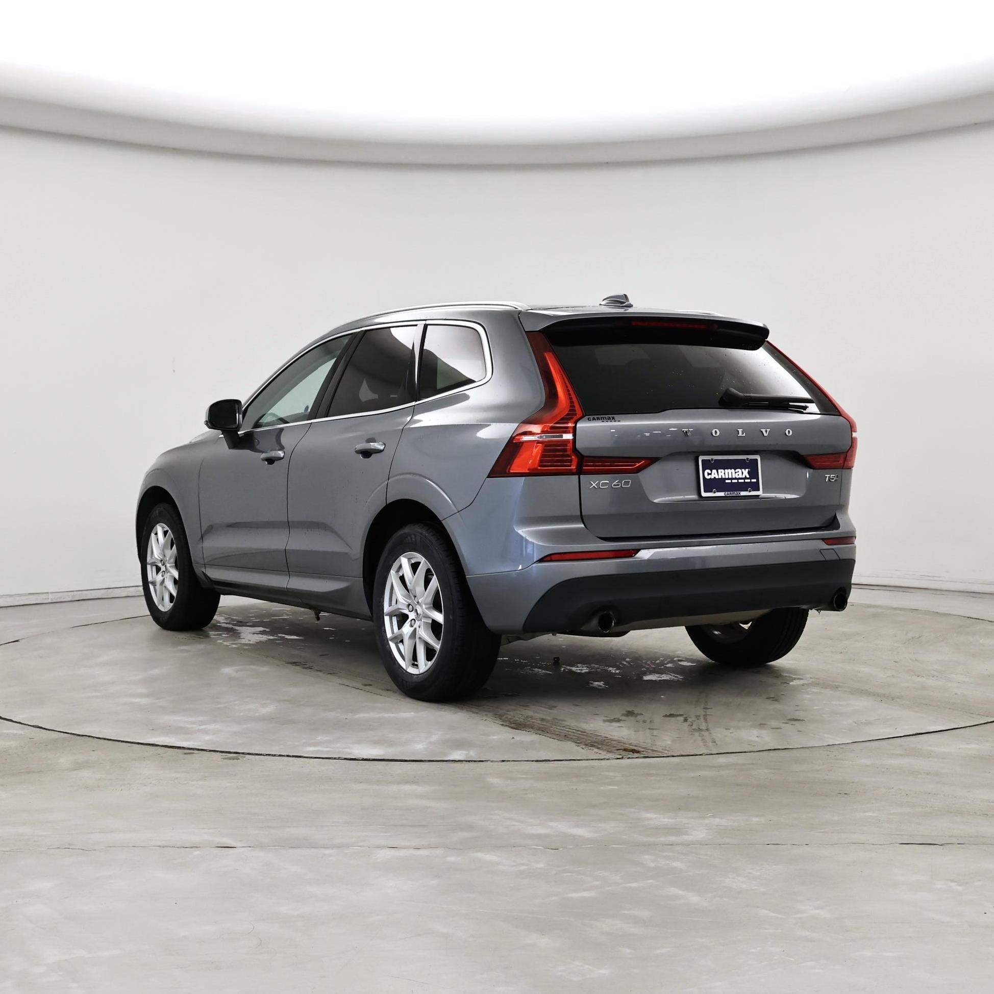 Thumbnail: 2018 Volvo XC60 - 2