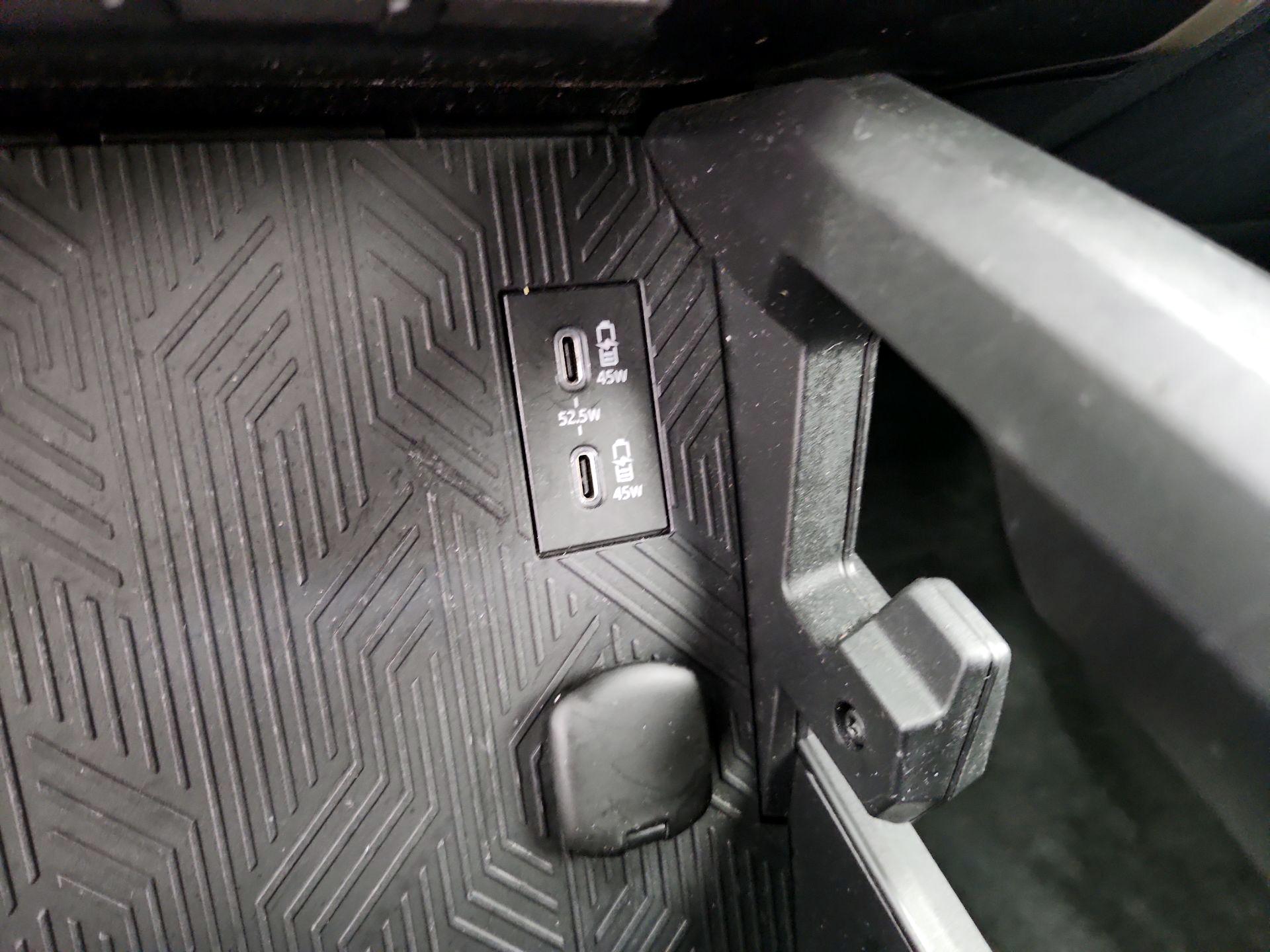 Thumbnail: 2025 Toyota Tacoma - 18