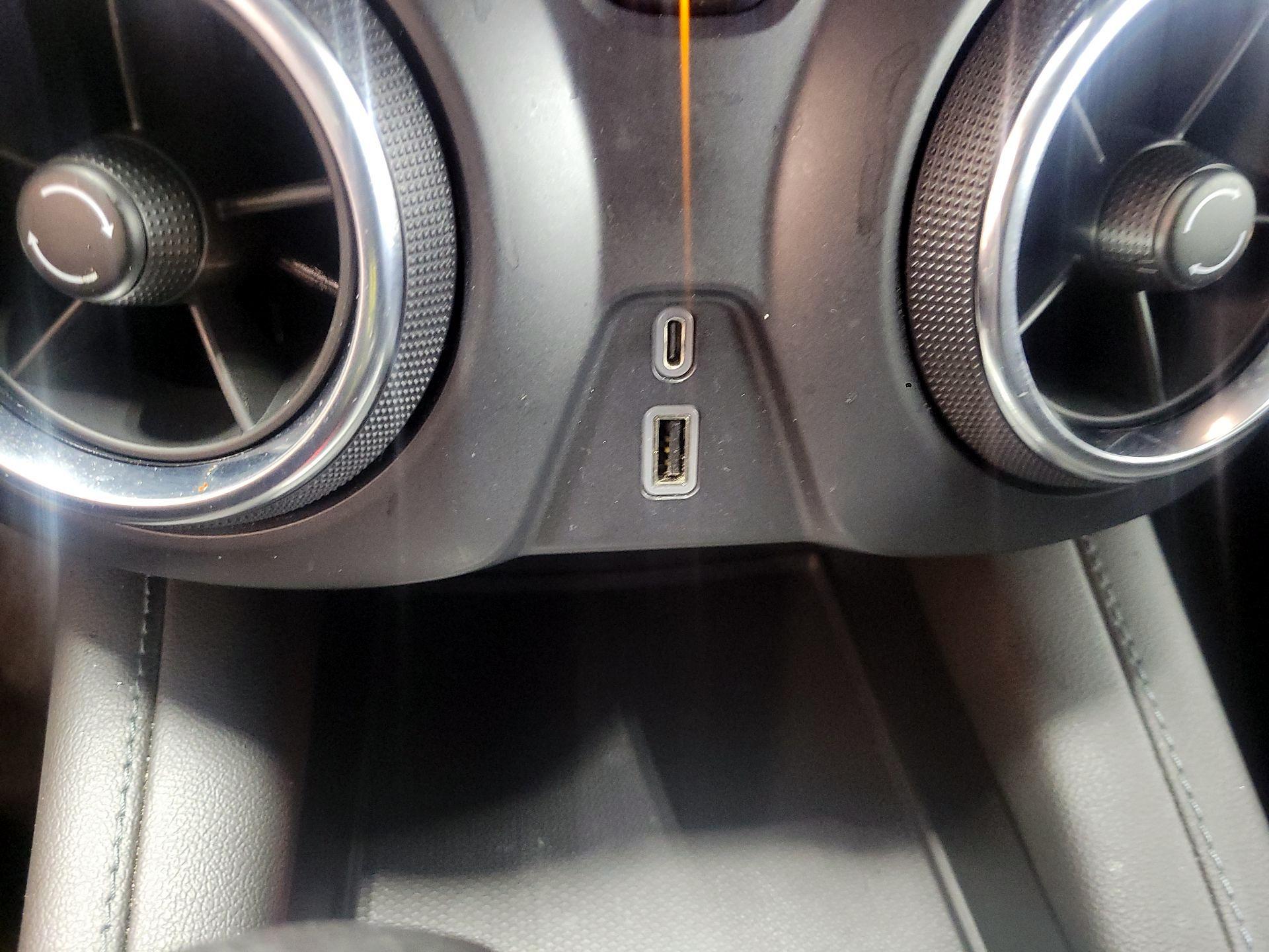 Thumbnail: 2022 Chevrolet Blazer - 19