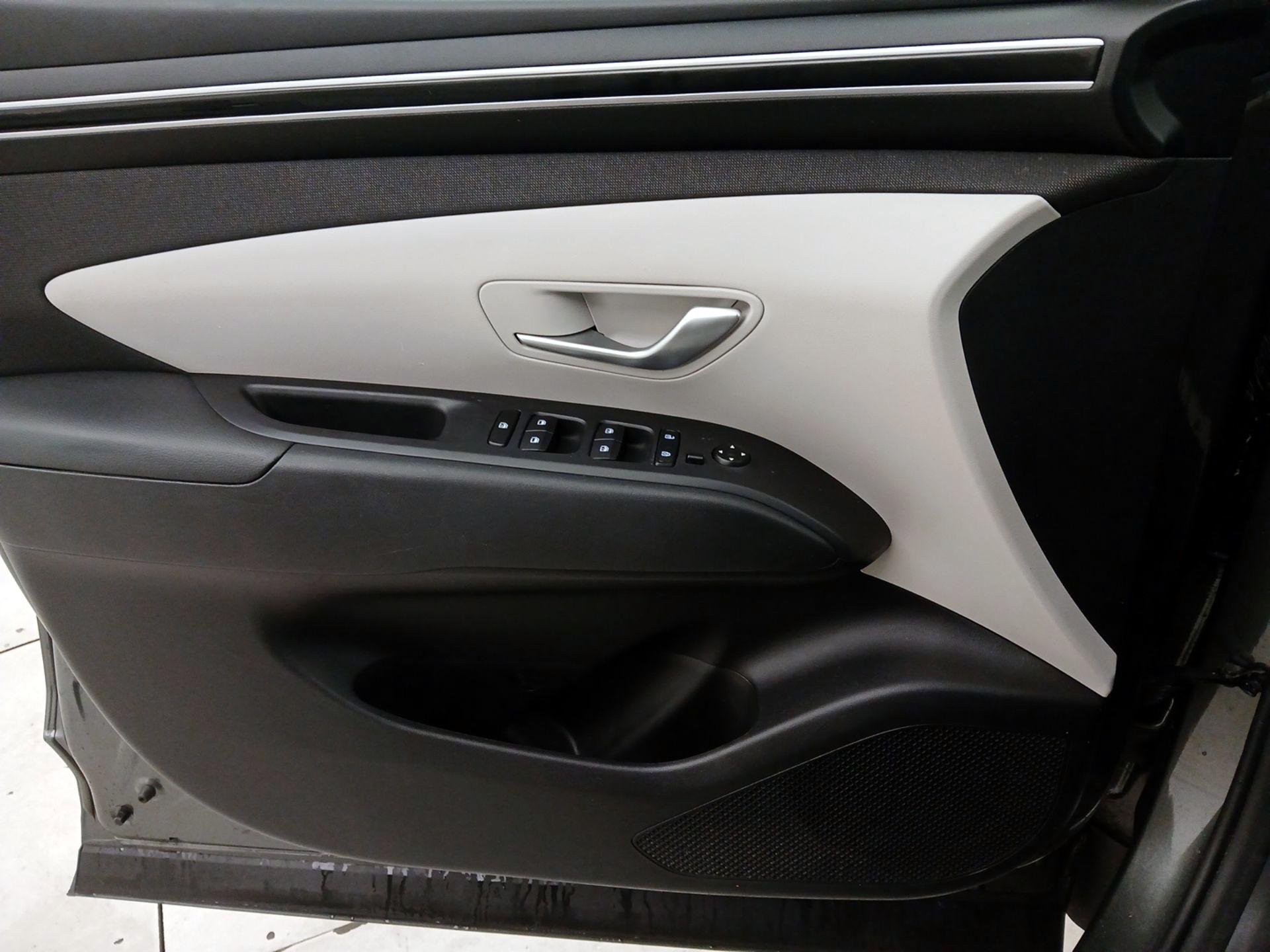 Thumbnail: 2023 Hyundai Tucson - 12