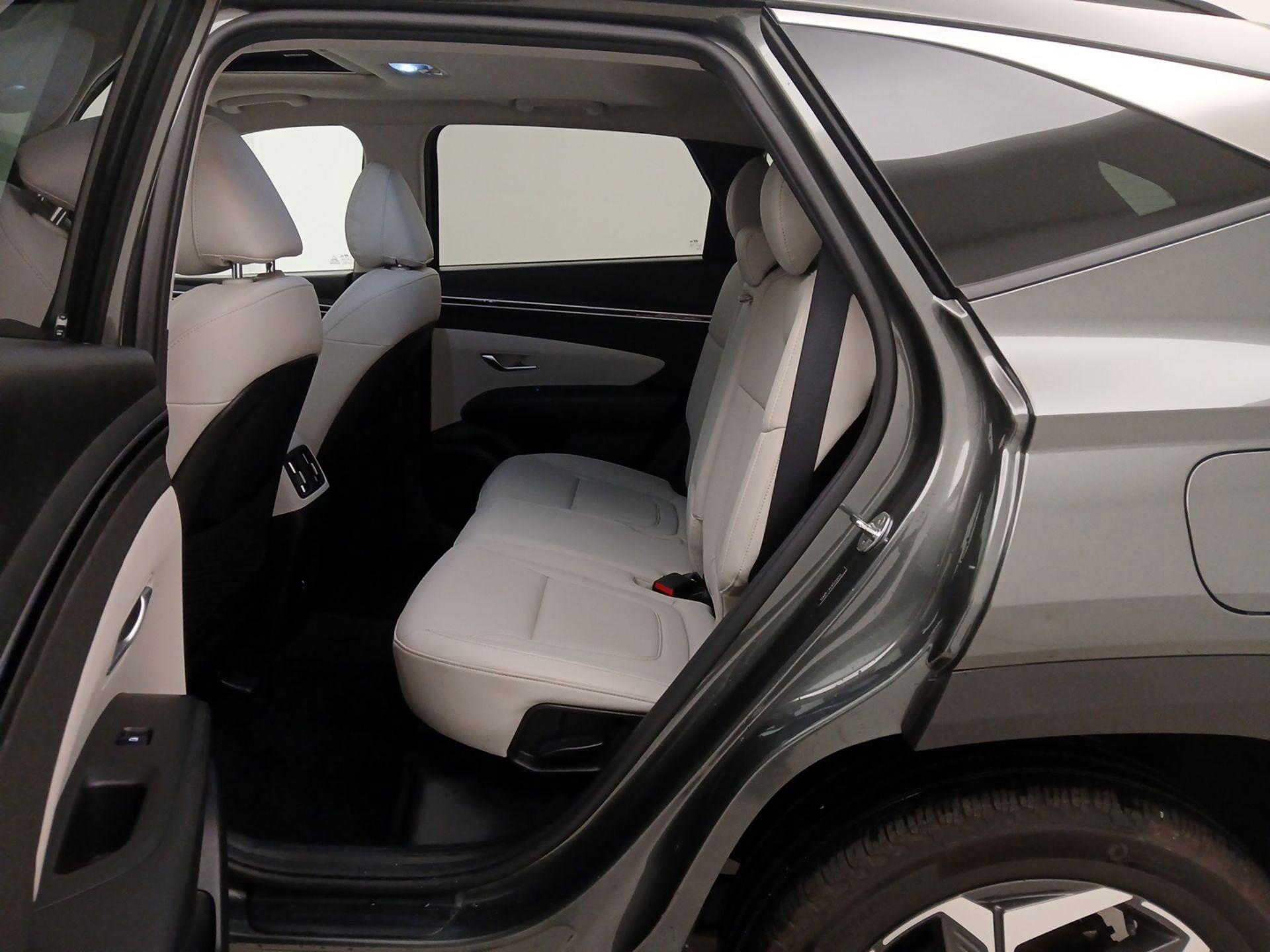 Thumbnail: 2023 Hyundai Tucson - 20