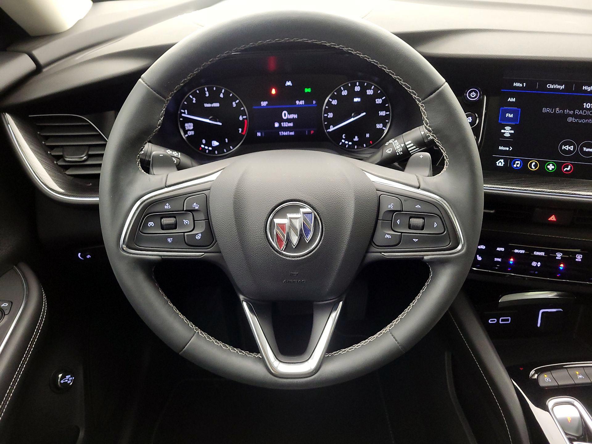 Thumbnail: 2023 Buick Envision - 10