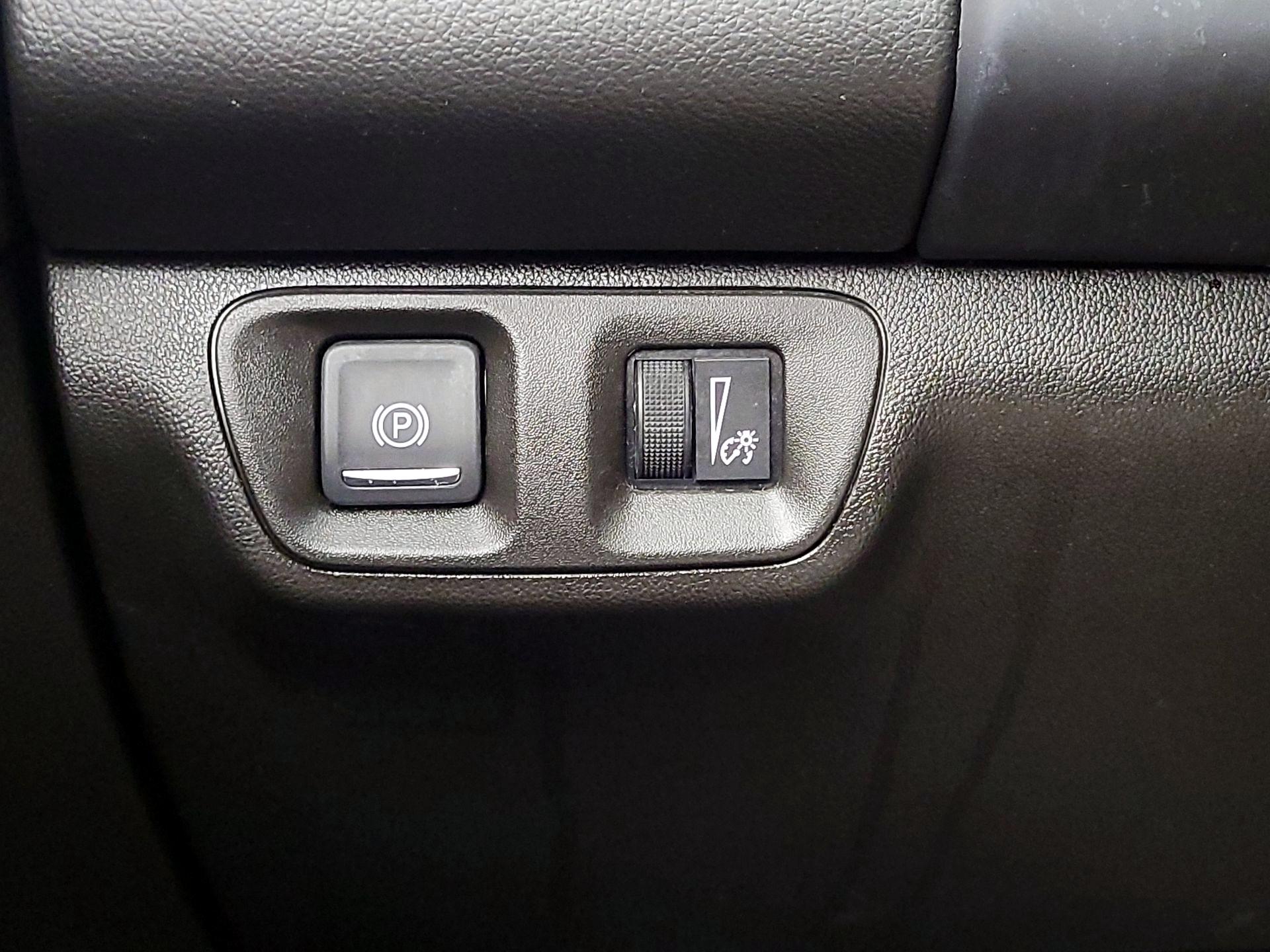 Thumbnail: 2023 GMC Acadia - 13