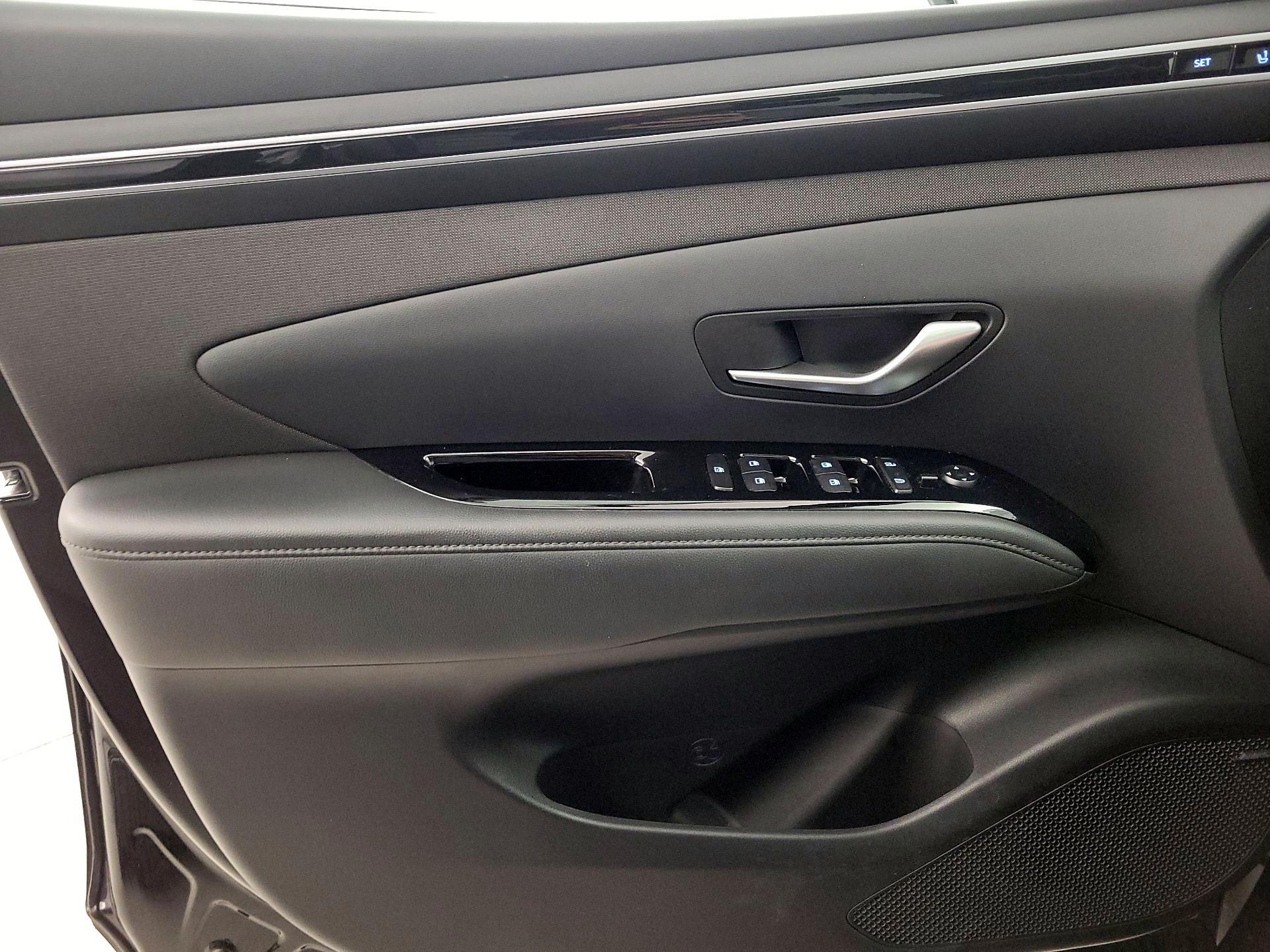 Thumbnail: 2023 Hyundai Tucson - 12