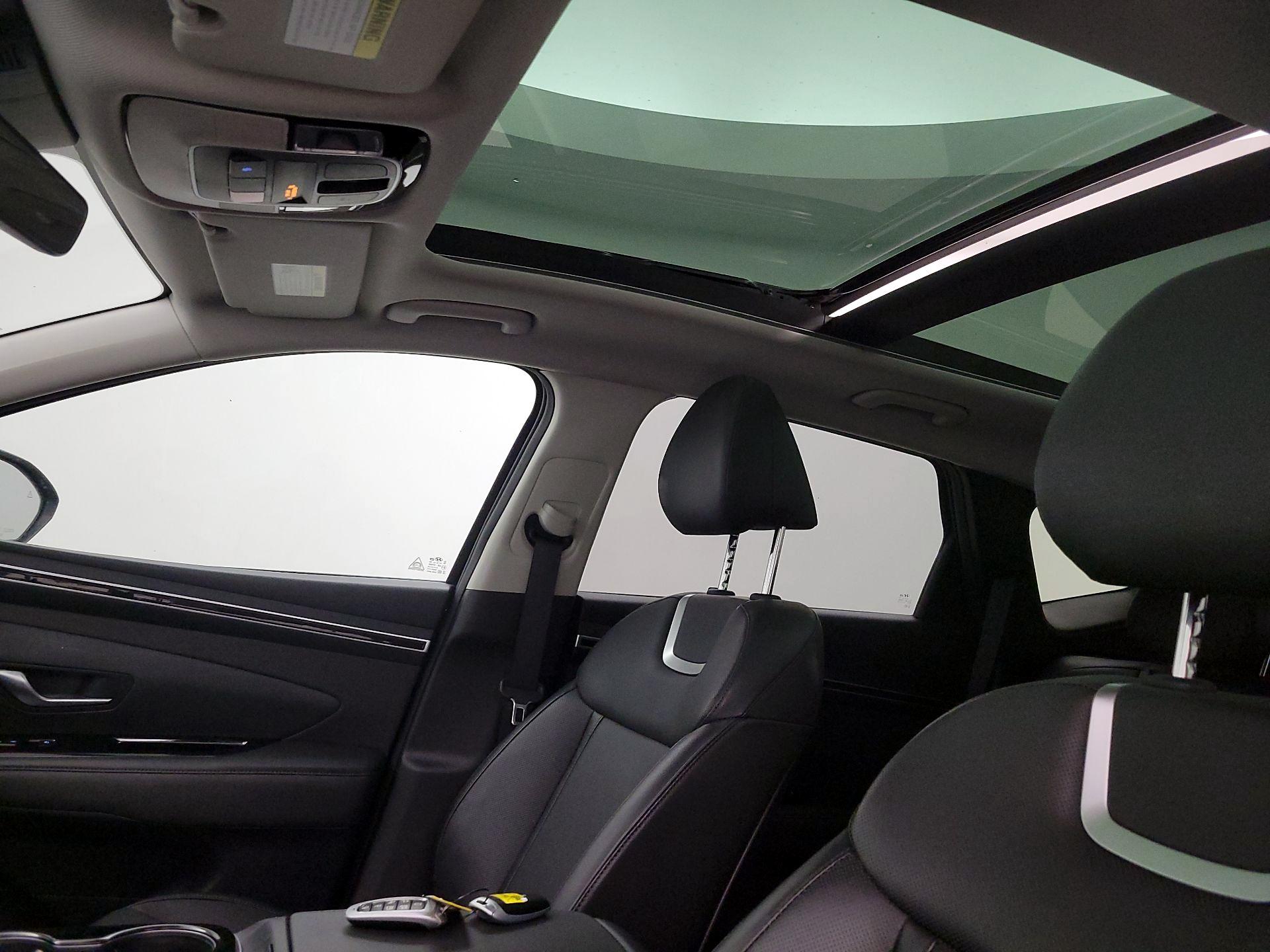 Thumbnail: 2023 Hyundai Tucson - 19