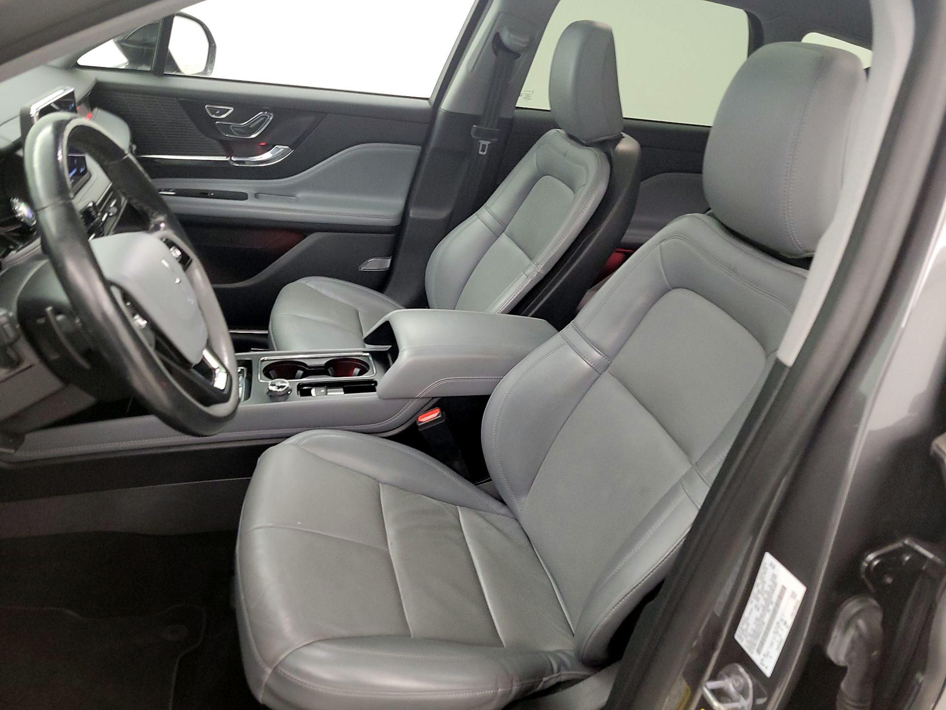 Thumbnail: 2022 Lincoln Corsair - 11