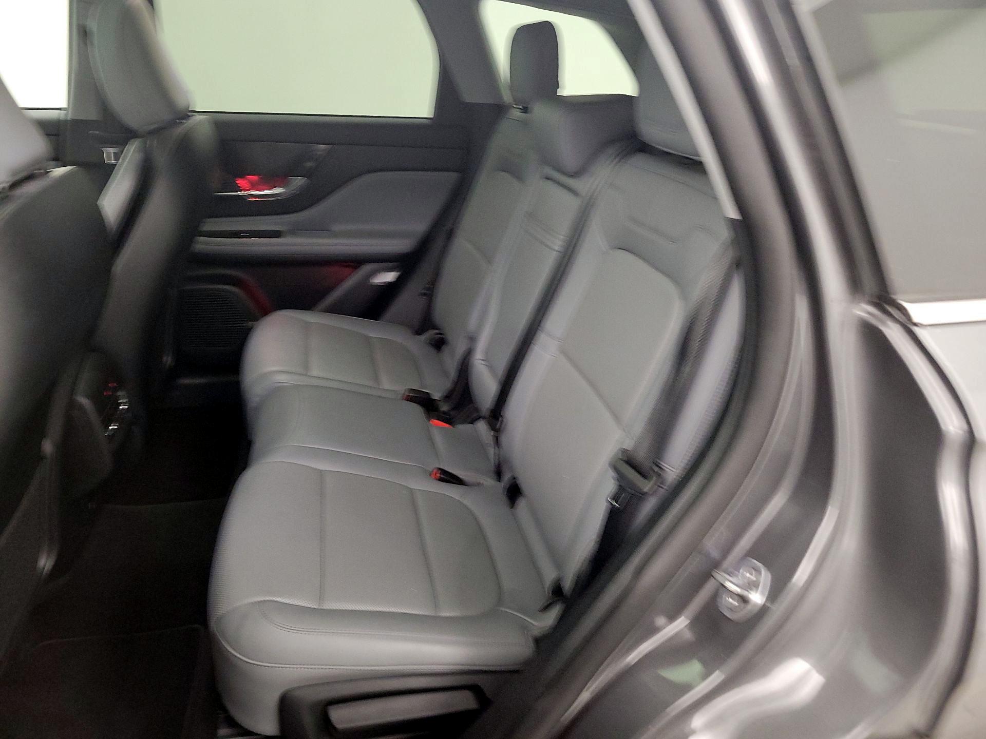 Thumbnail: 2022 Lincoln Corsair - 20